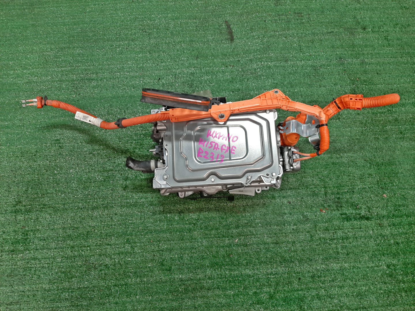 Инвертор TOYOTA YARIS MXPH10 G9200-K0011 1 ракурс