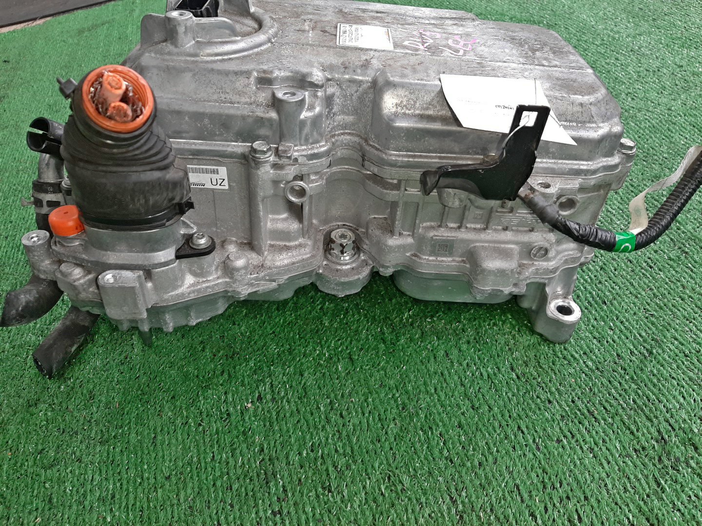 Инвертор HONDA VEZEL RV5 1B000-6HN-J02 4 ракурс