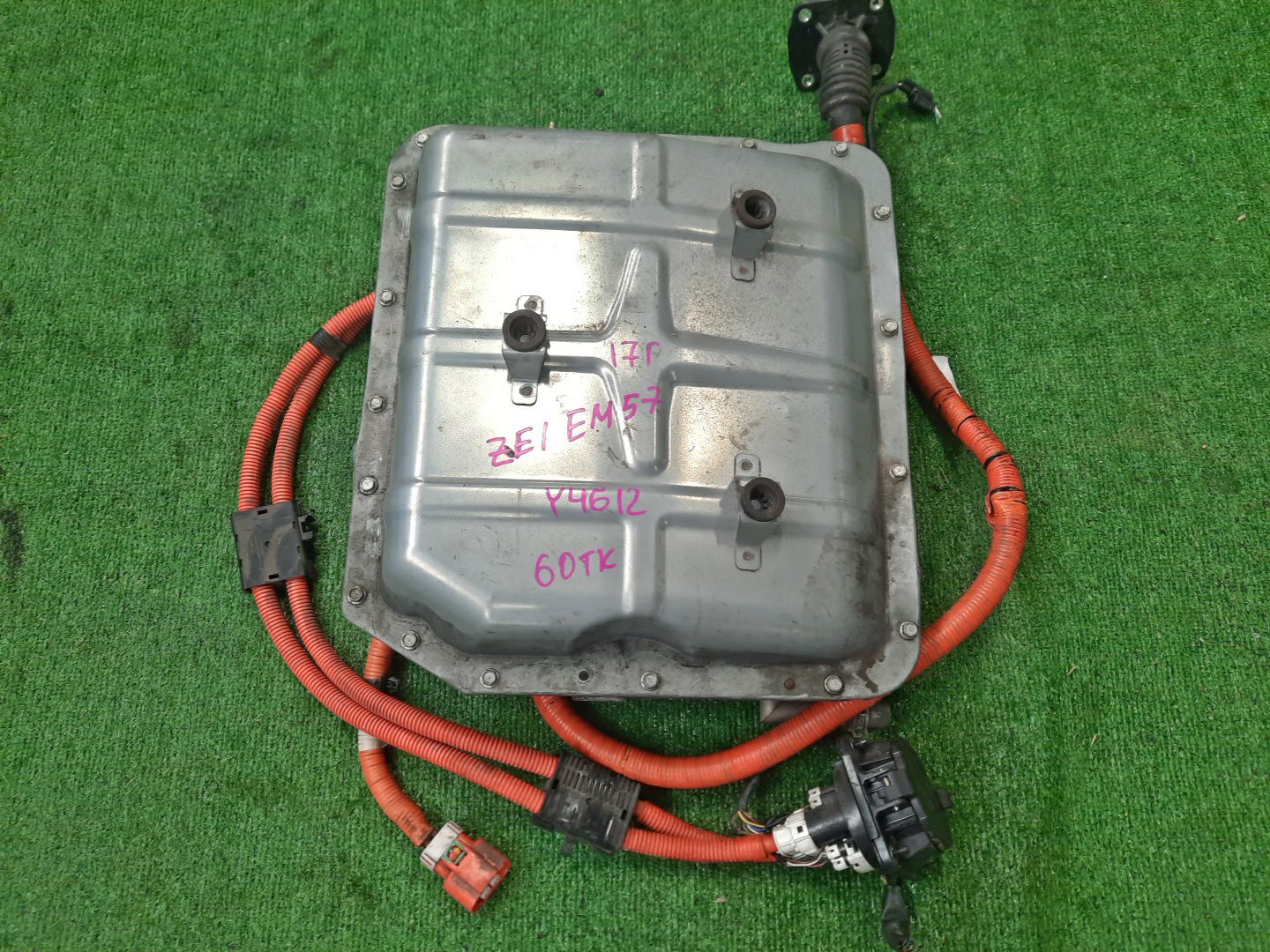 Инвертор NISSAN LEAF ZE1 292C0-5SK1A 1 ракурс