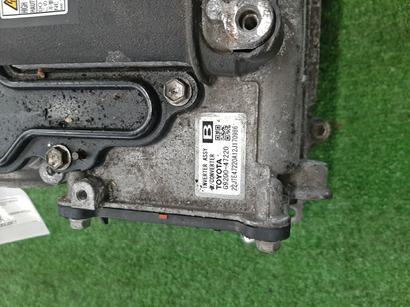 Инвертор TOYOTA PRIUS ALPHA ZVW41W 2ZR-FXE G9200-47220 3 ракурс