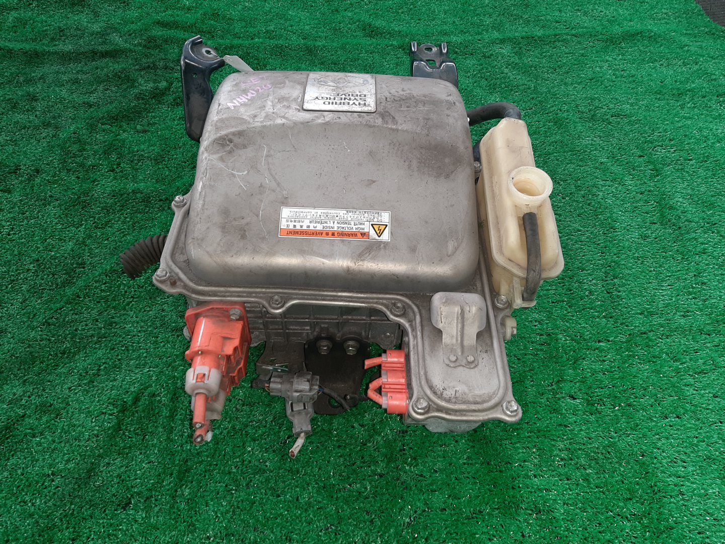Инвертор TOYOTA PRIUS NHW20 G9200-47121 2 ракурс