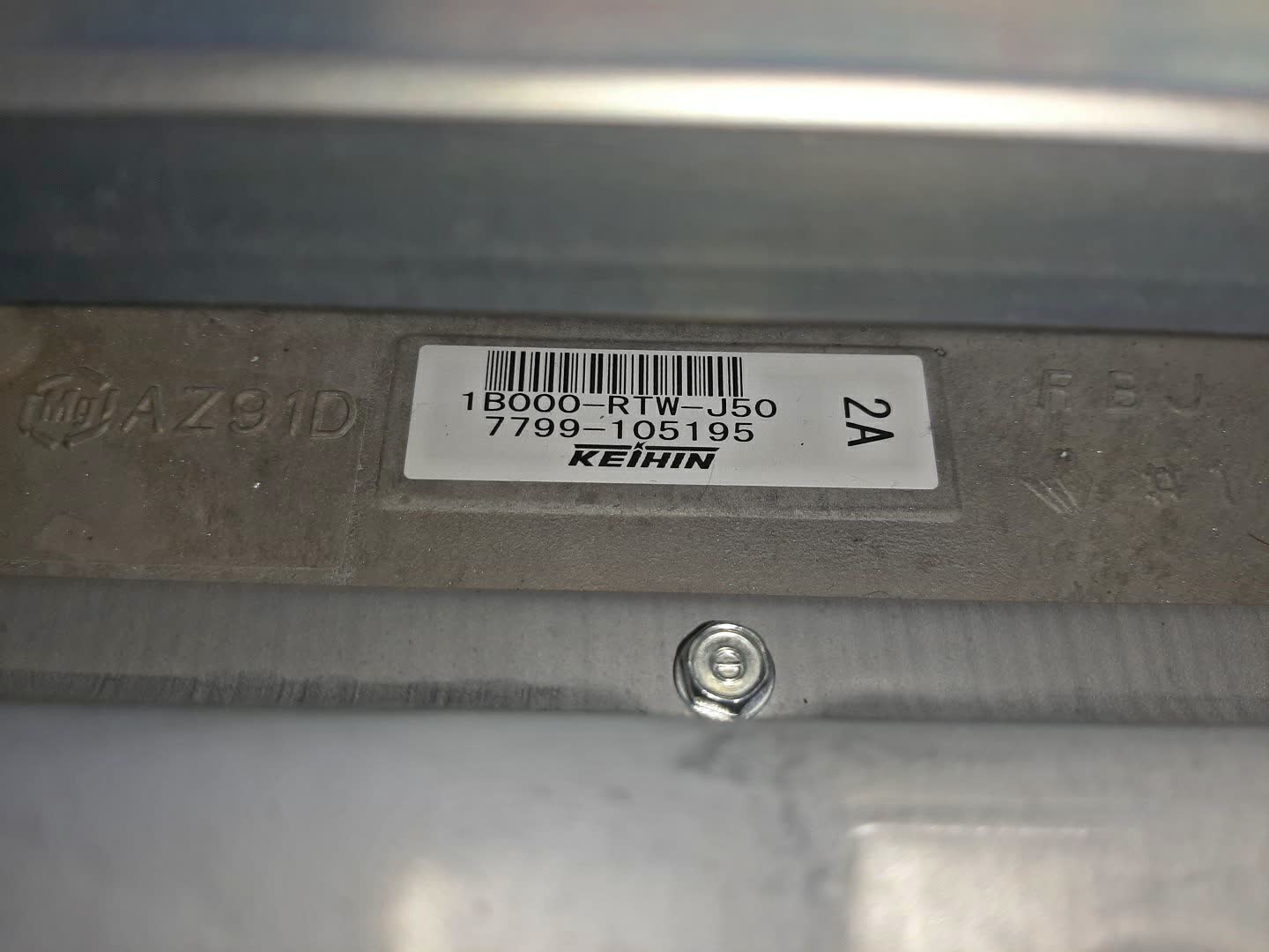 Батарея гибридной установки HONDA CR-Z ZF1 LEA 1B000-RTW-J50 3 ракурс
