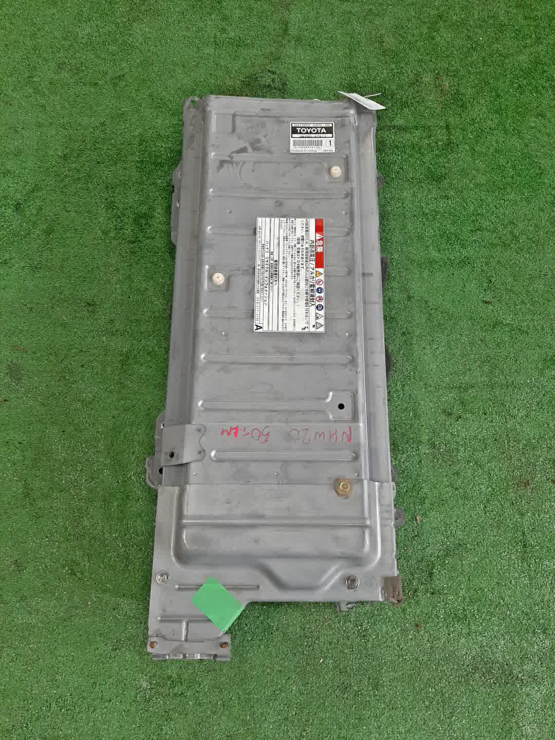 Батарея гибридной установки  TOYOTA PRIUS NHW20 1NZ-FXE ,G9280-47011 1 ракурс