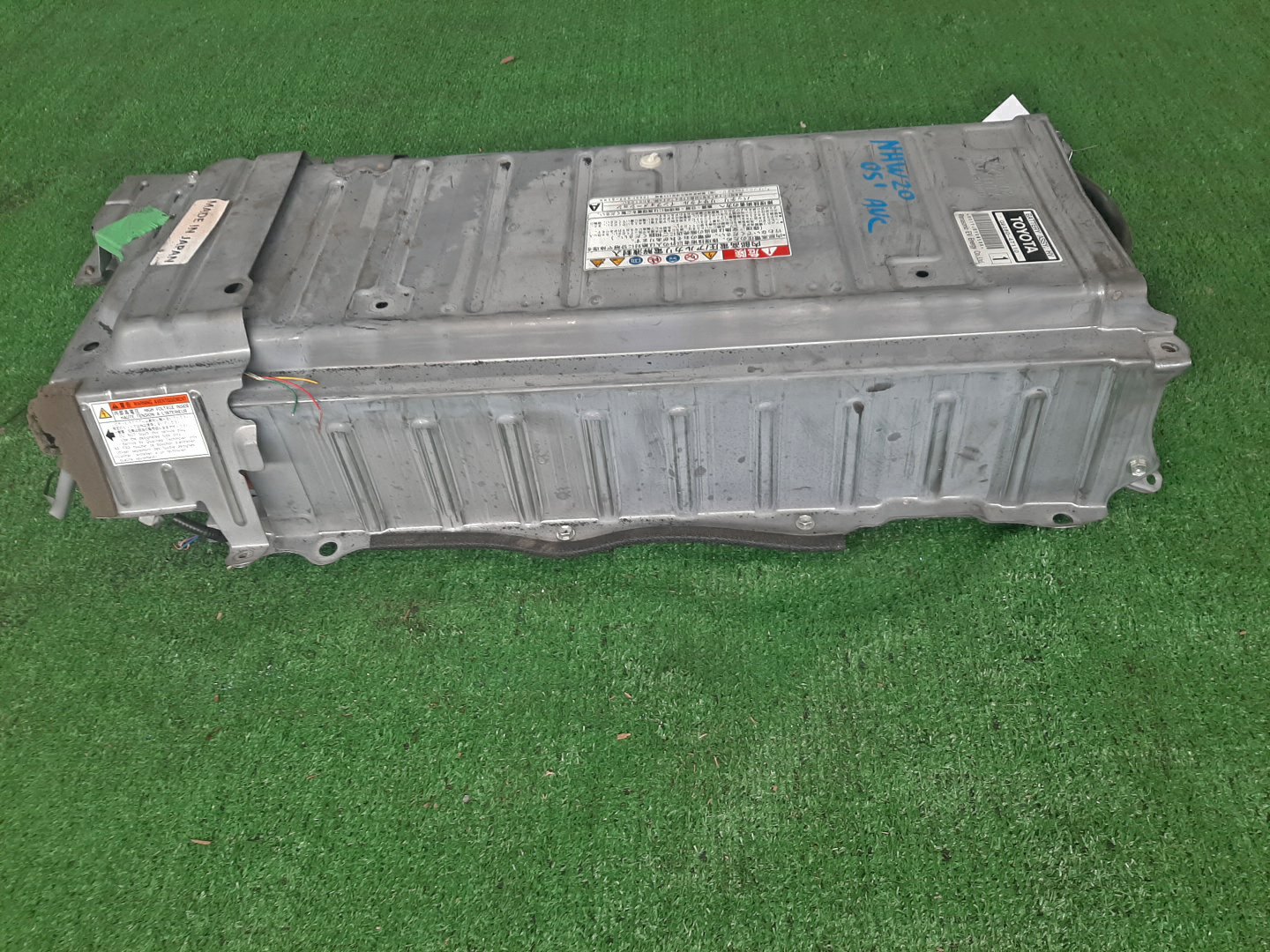 Батарея гибридной установки  TOYOTA PRIUS NHW20 1NZ-FXE ,G9280-47110 1 ракурс