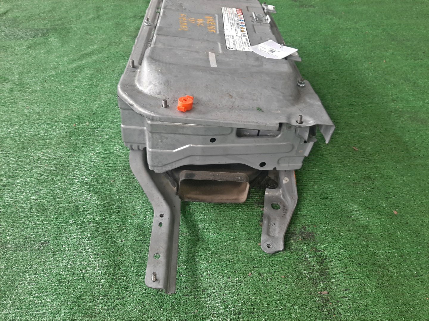 Батарея гибридной установки TOYOTA COROLLA  AXIO NKE165 1NZ-FXE G9280-52060 4 ракурс