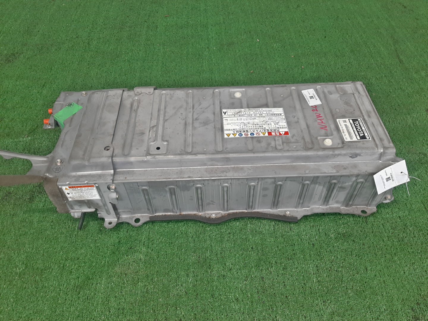 Батарея гибридной установки TOYOTA PRIUS NHW20 1NZ-FXE G9280-47110 2 ракурс