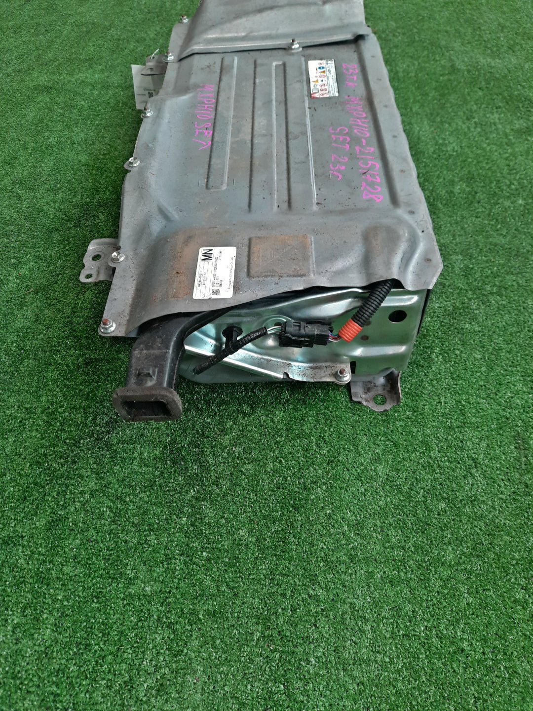 Батарея гибридной установки TOYOTA YARIS MXPH10 M15A-FXE G9280-K0011 5 ракурс