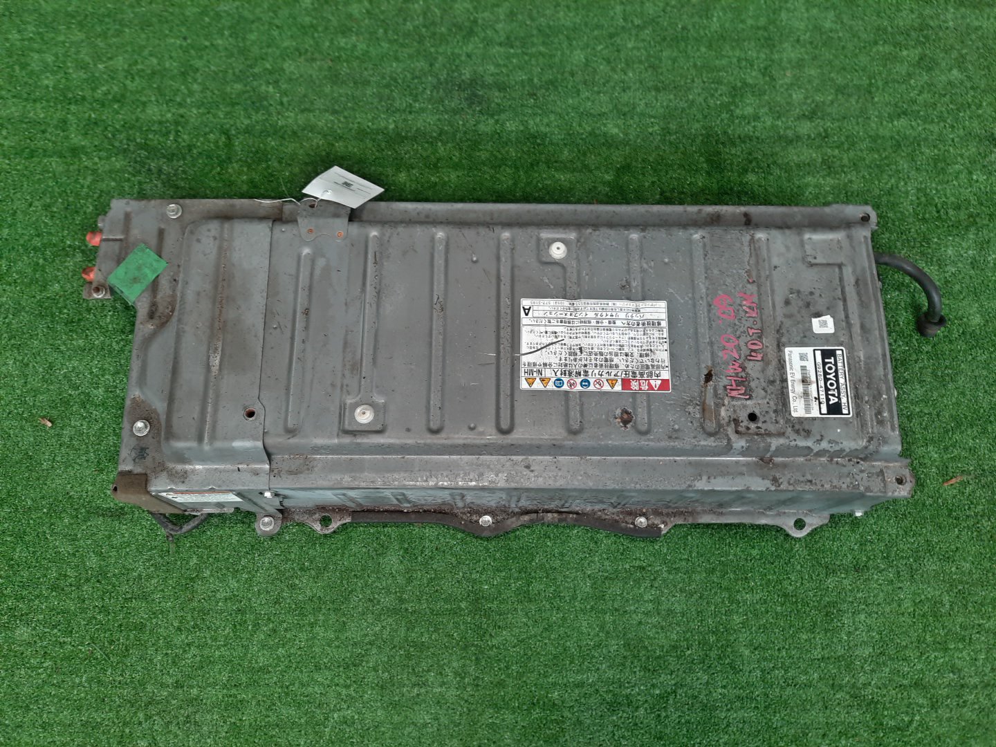Батарея гибридной установки TOYOTA PRIUS NHW20 1NZ-FXE G9280-47110 1 ракурс