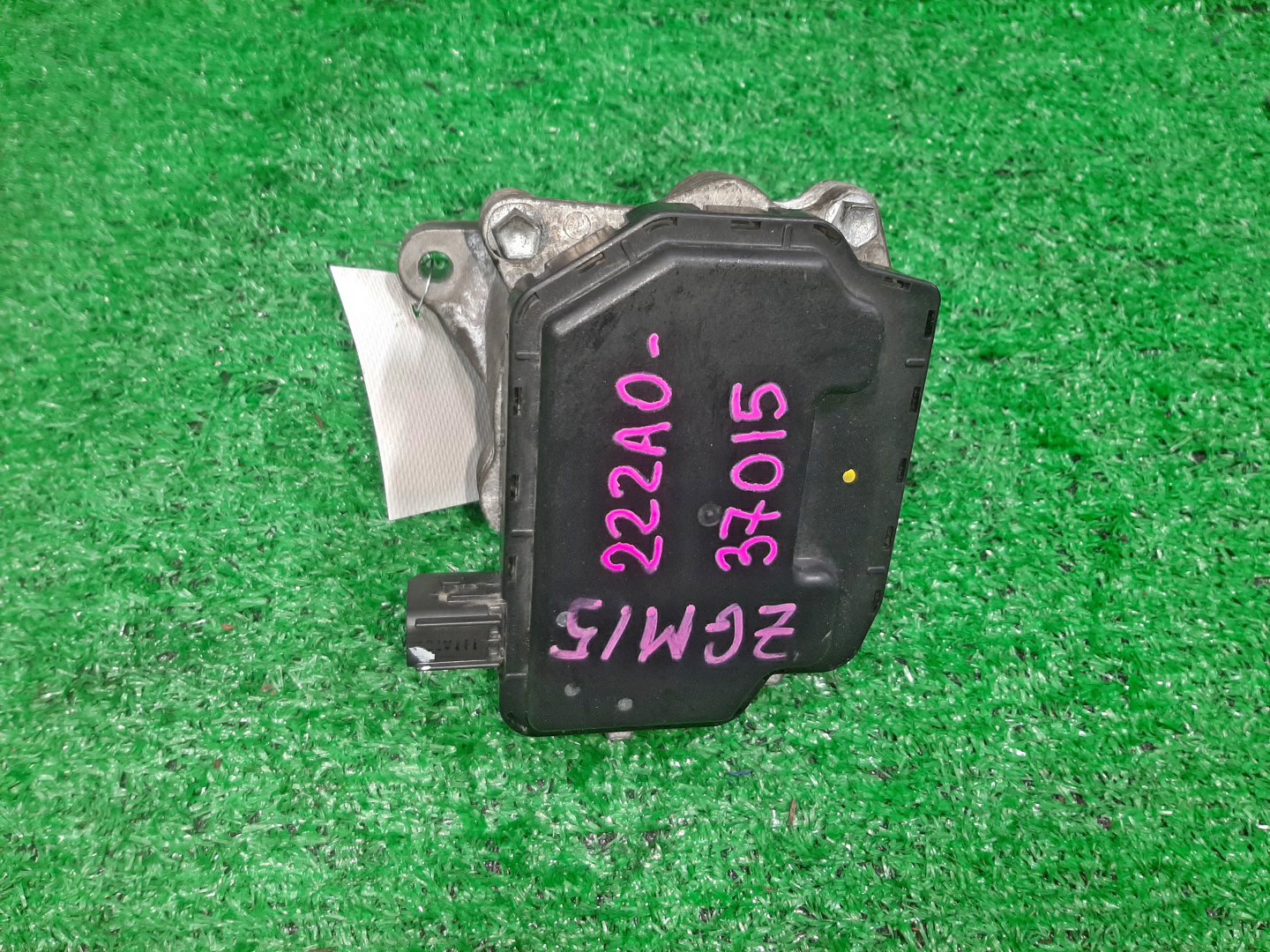 Блок valvematic TOYOTA ISIS ZGM15G 2ZR-FAE 222A0-37015 2 ракурс