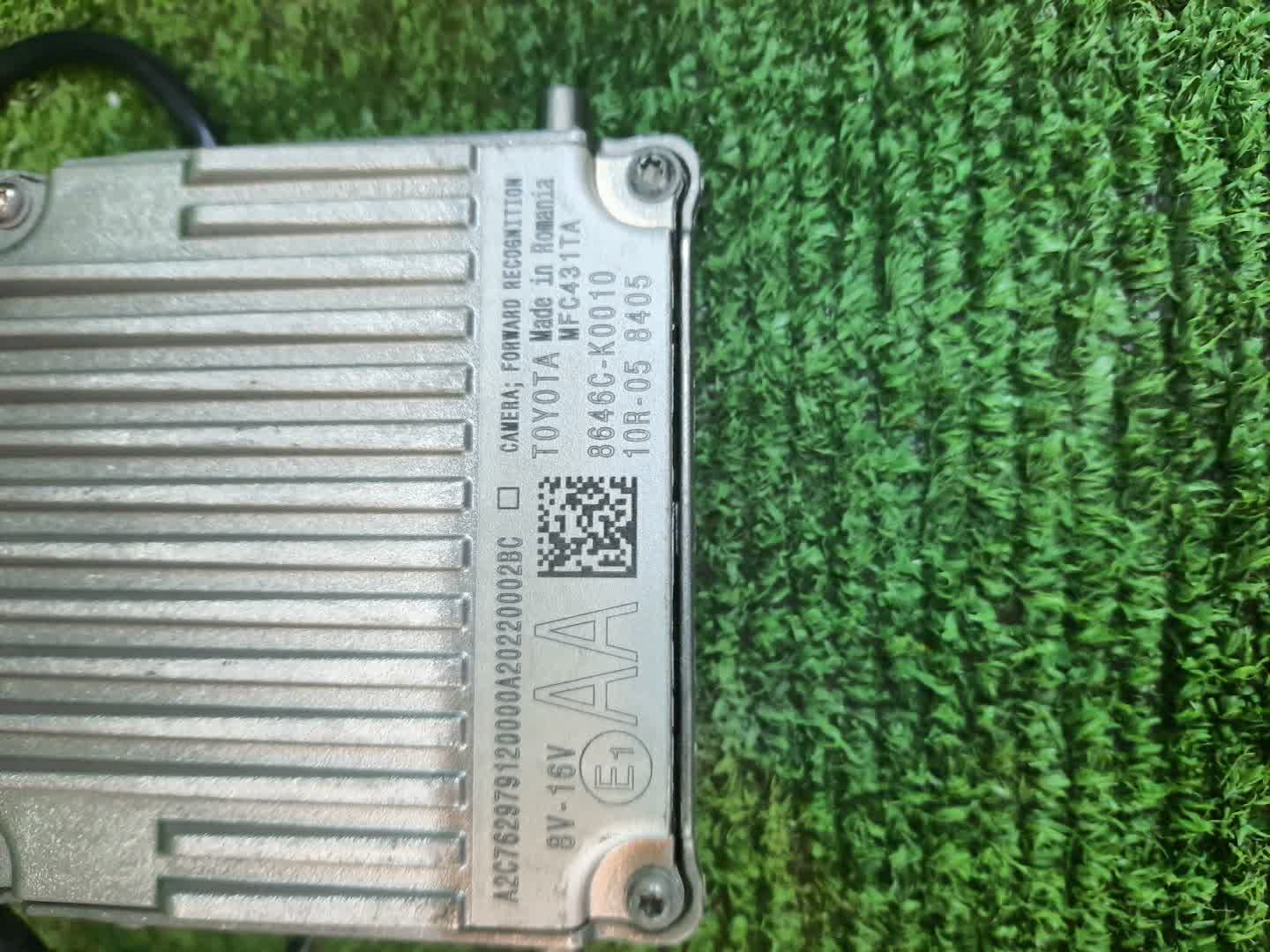 Камера передняя TOYOTA YARIS MXPH10 8646C-K0010 2 ракурс