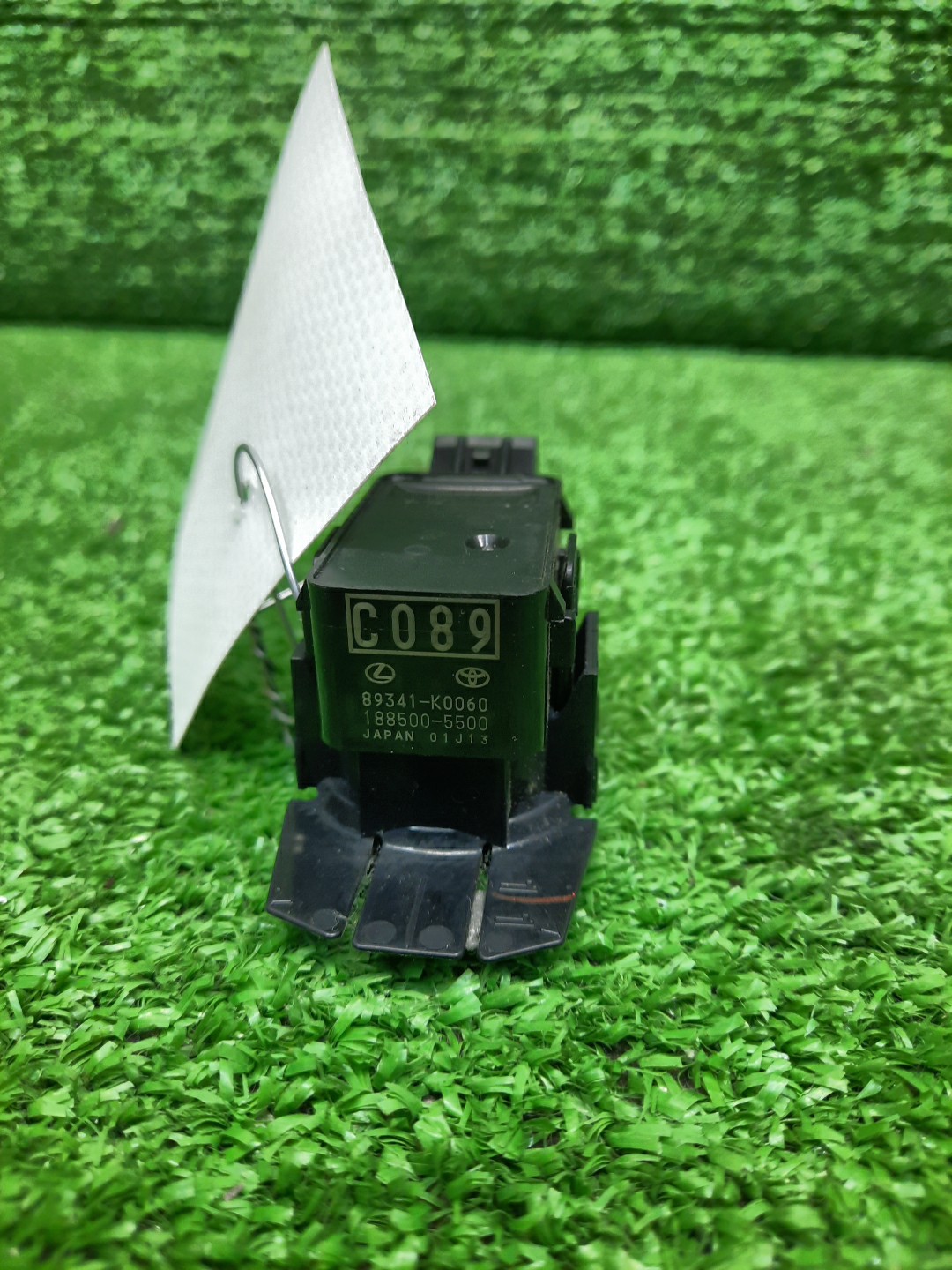 Датчик парковки TOYOTA AQUA MXPK11 89341-K0060 3 ракурс