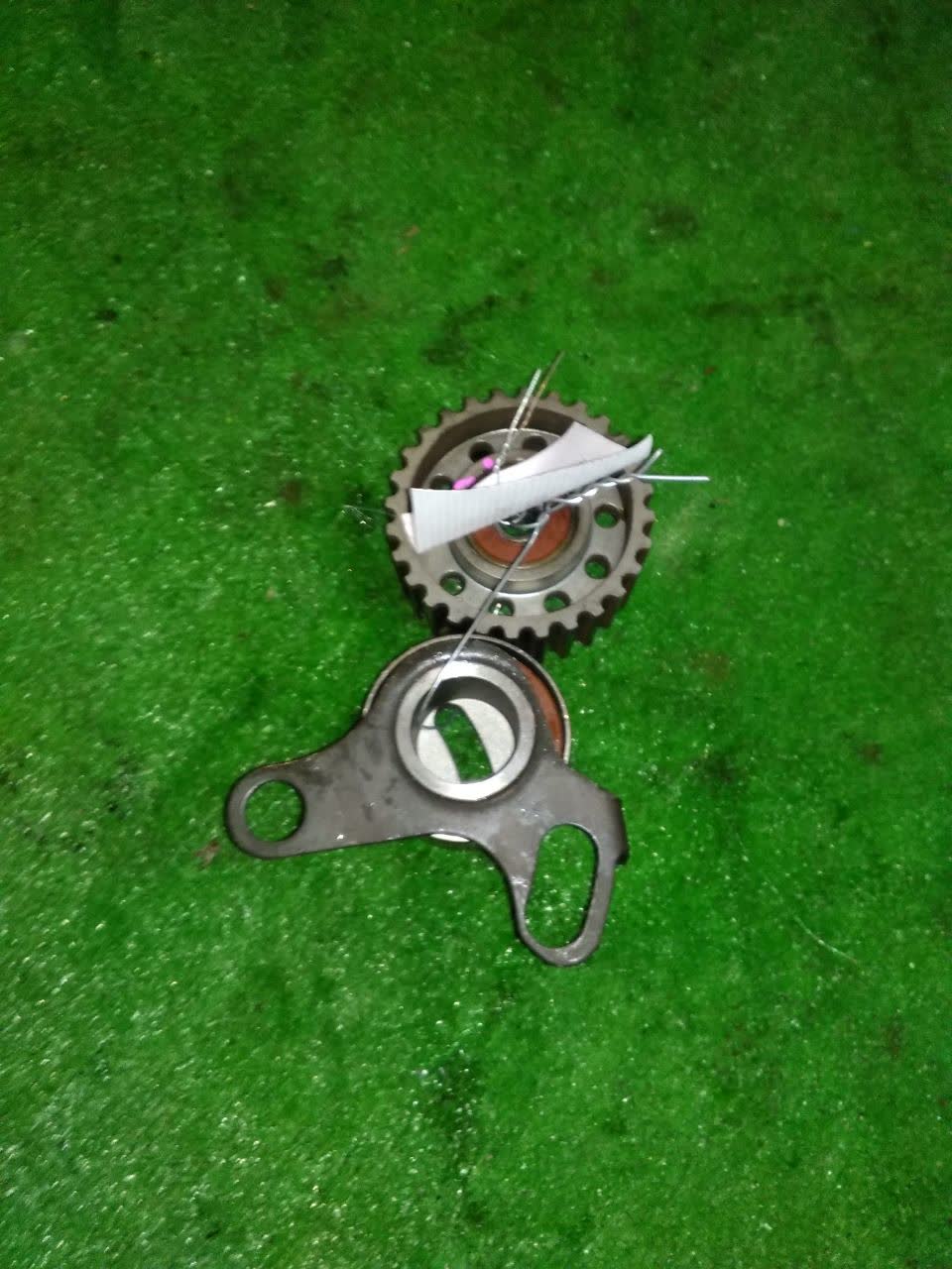 Ролик натяжной TOYOTA HIACE LY101 3L 13505-54021 2 ракурс