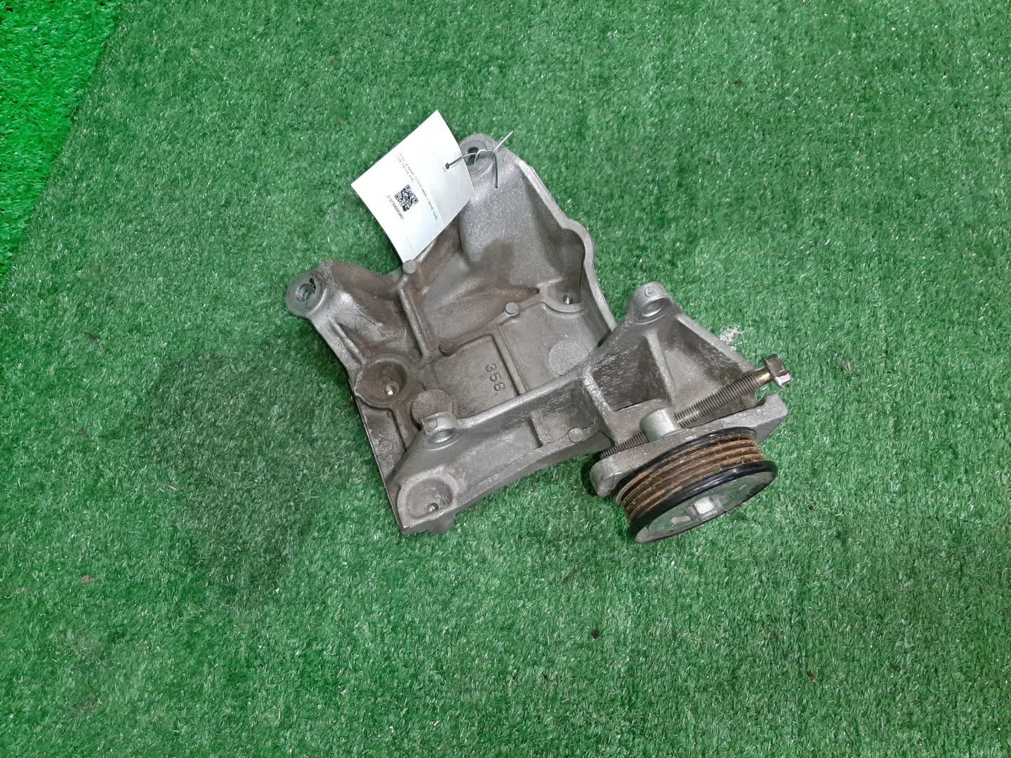 Ролик натяжной TOYOTA MARK II GX105 1G-FE 2 ракурс