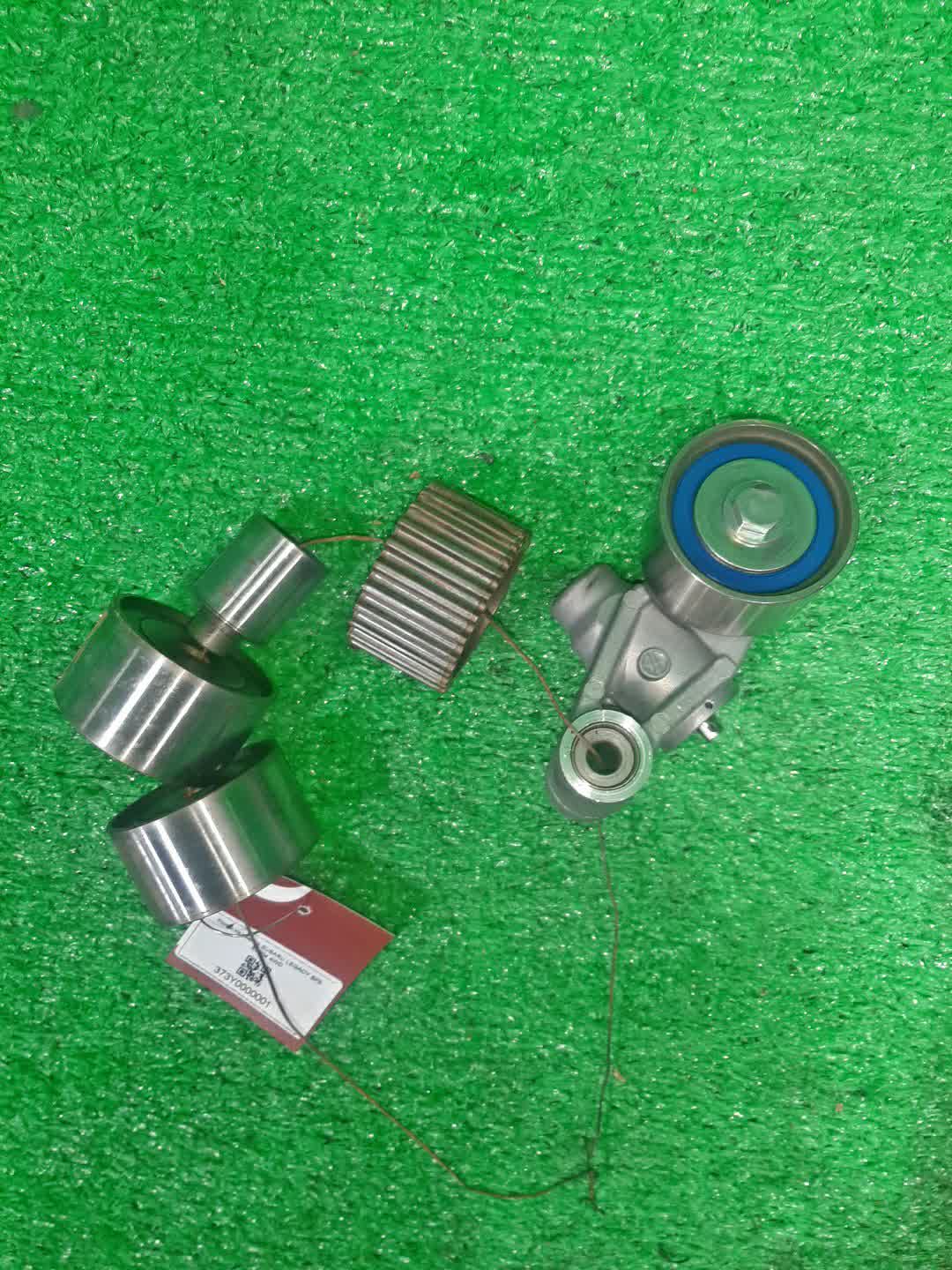 Ролик натяжной SUBARU LEGACY BP5 EJ204 2 ракурс