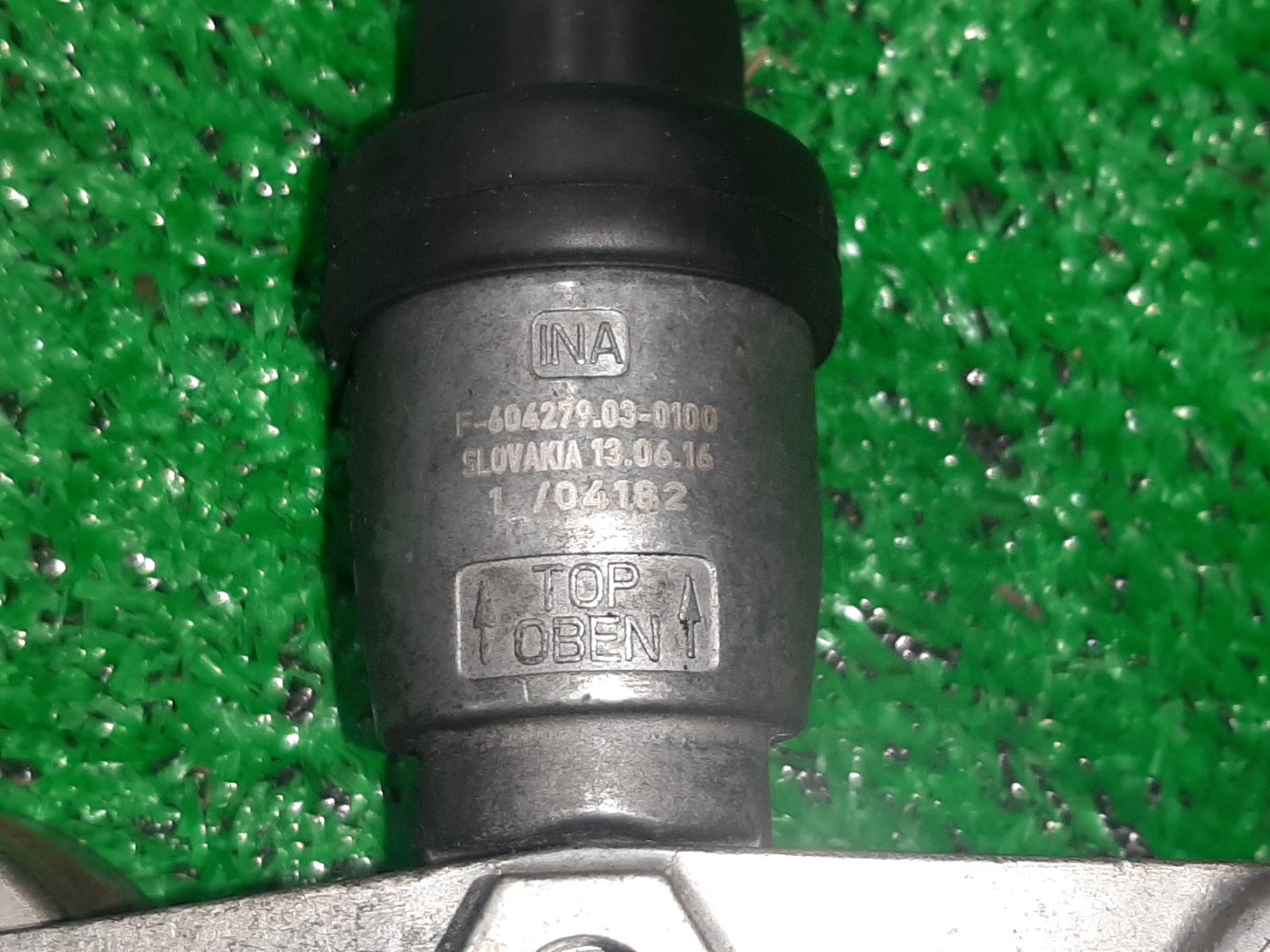 Ролик натяжной SUZUKI SOLIO MA36S K12C 4 ракурс