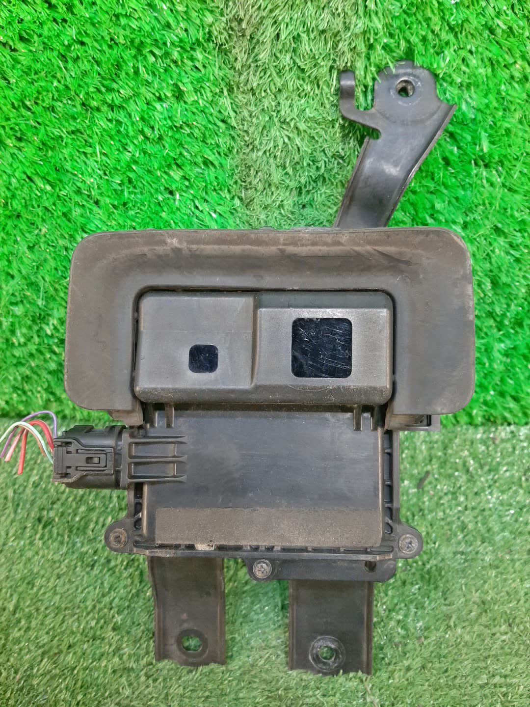 Радар-детектор DAIHATSU TANTO LA610S 88210-B2100 2 ракурс