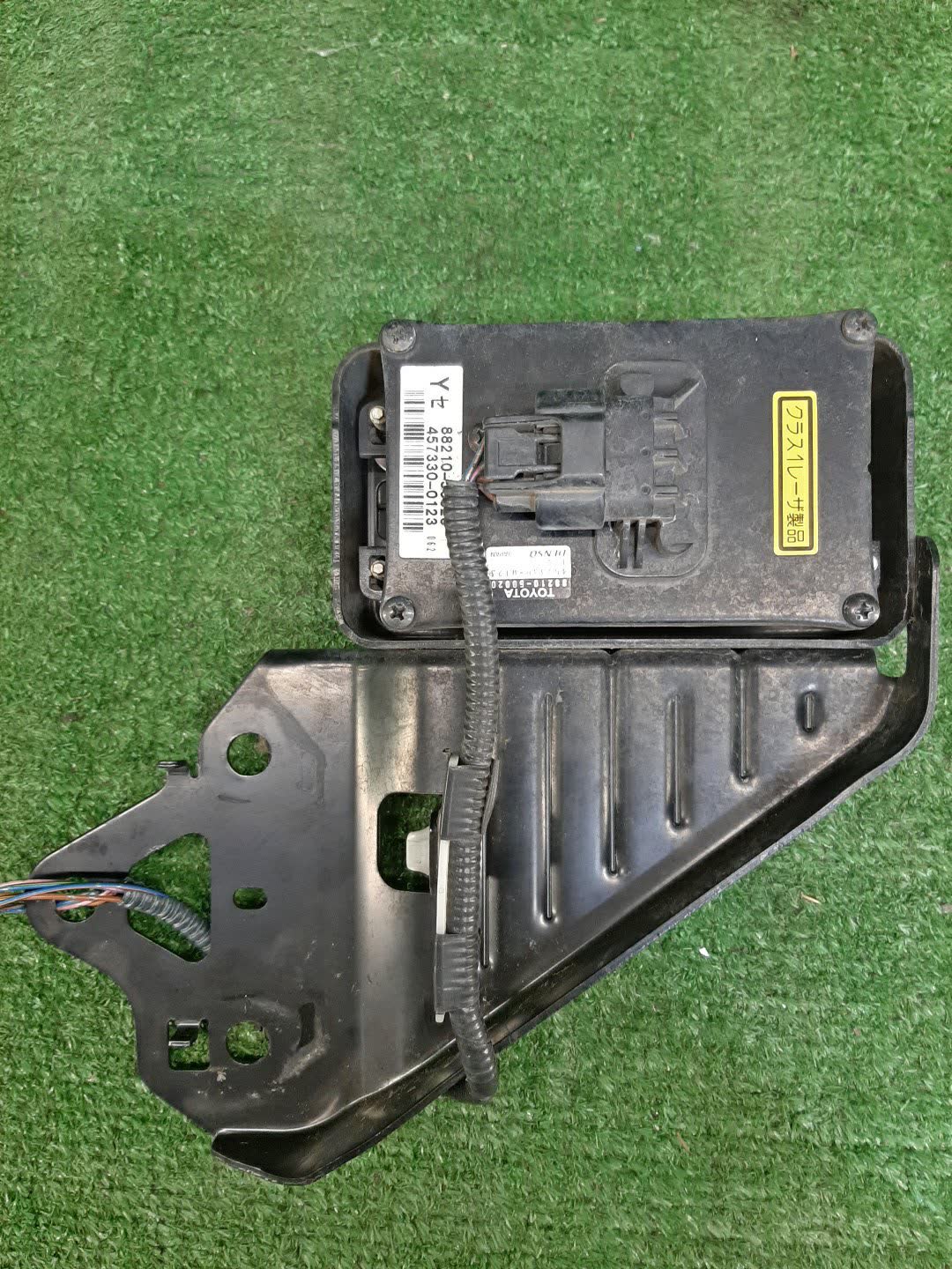 Радар-детектор TOYOTA CELSIOR UCF31 88210-50020 2 ракурс