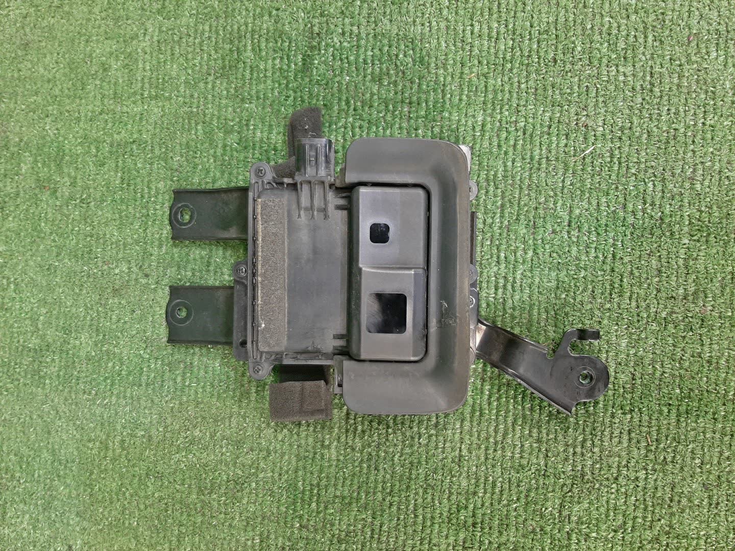Радар-детектор DAIHATSU TANTO LA600S 88210-B2140 2 ракурс