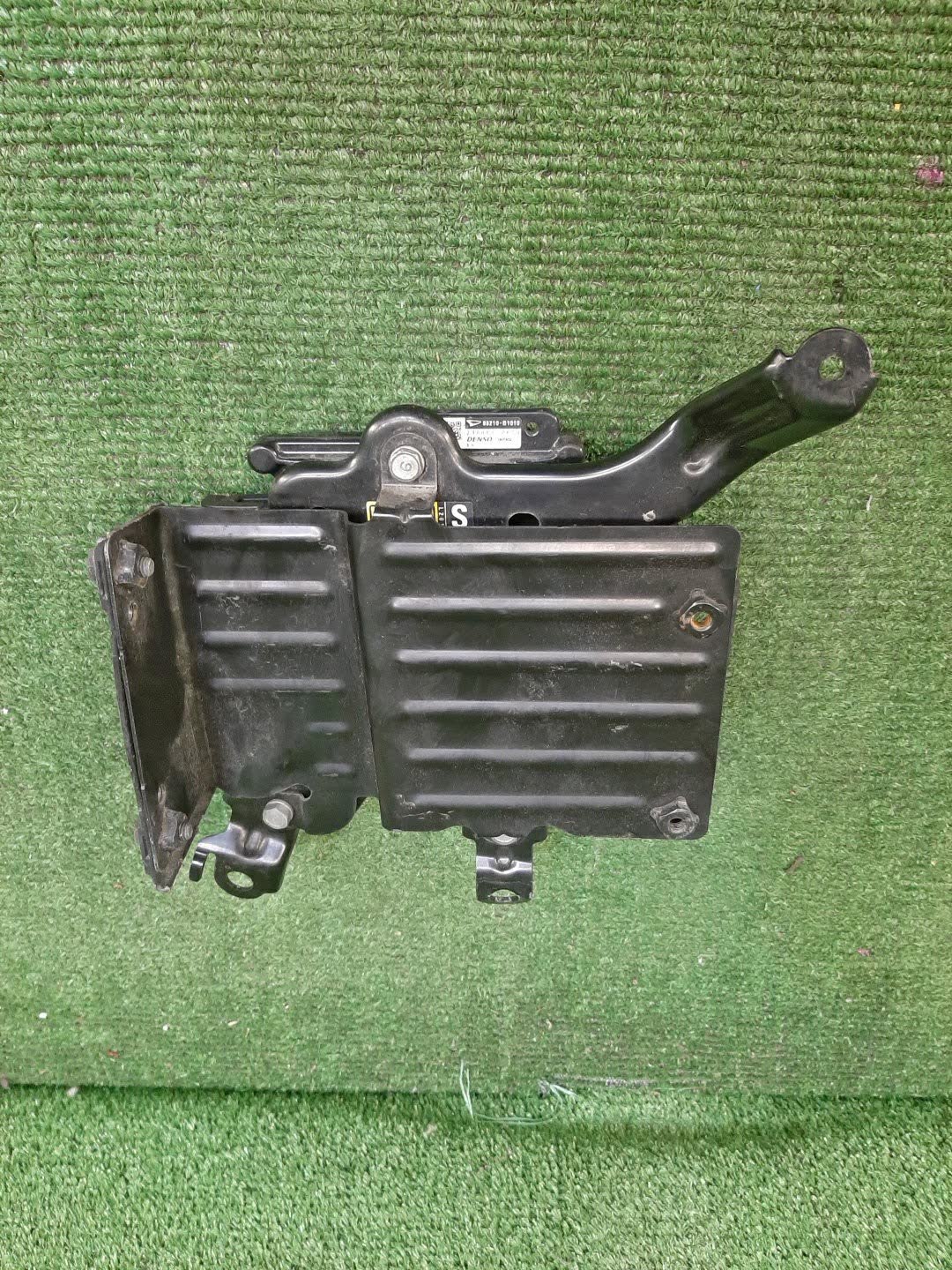 Радар-детектор DAIHATSU BOON M700S 88210-B1010 2 ракурс