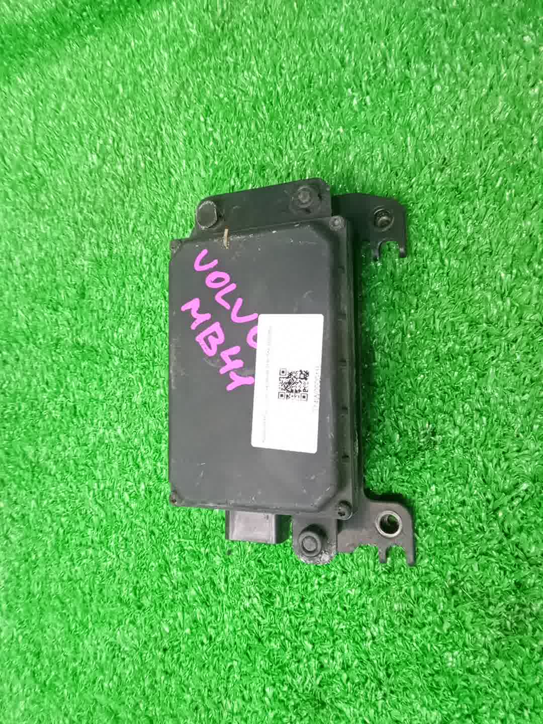 Радар-детектор VOLVO V40 MV48 31381556 1 ракурс