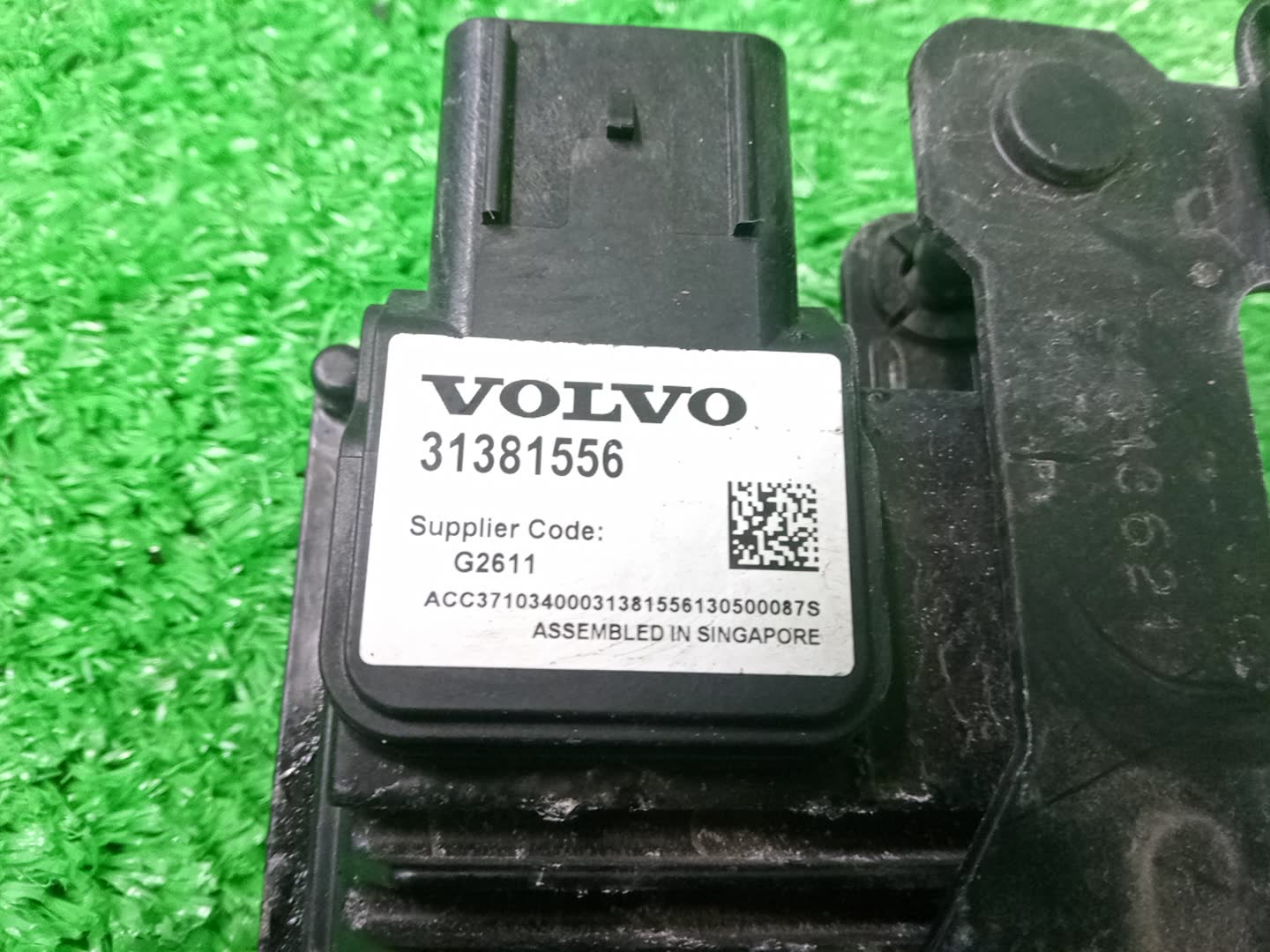 Радар-детектор VOLVO V40 MV48 31381556 3 ракурс