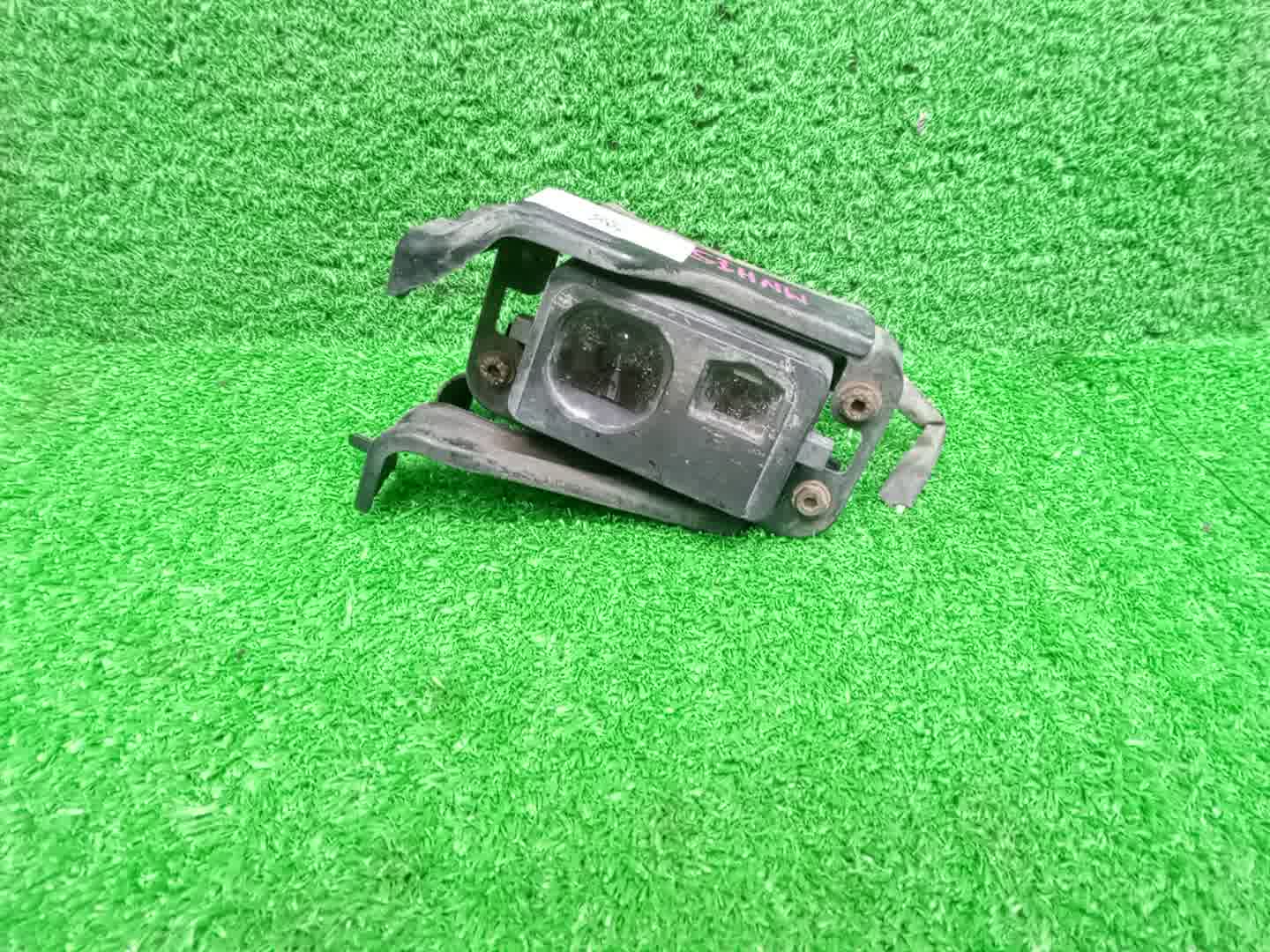 Радар-детектор TOYOTA ALPHARD MNH15W 88210-58011 1 ракурс Радар-детектор TOYOTA ALPHARD MNH15W 88210-58011 1 ракурс