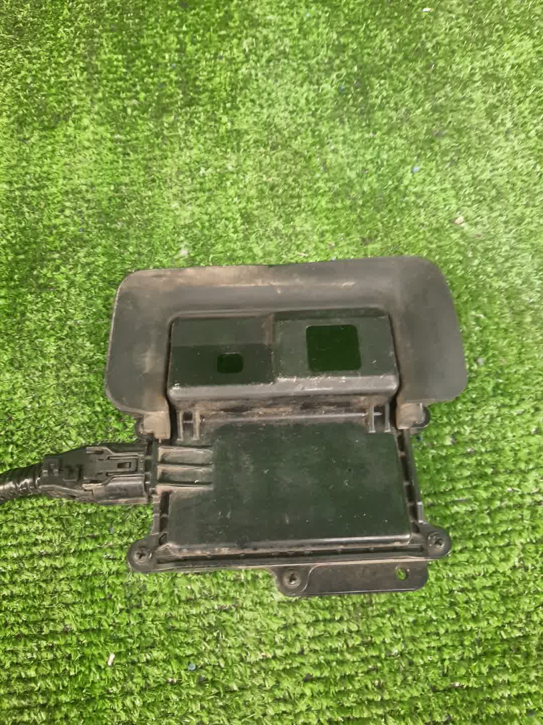 Радар-детектор TOYOTA PASSO M700A 88210-B1010 1 ракурс