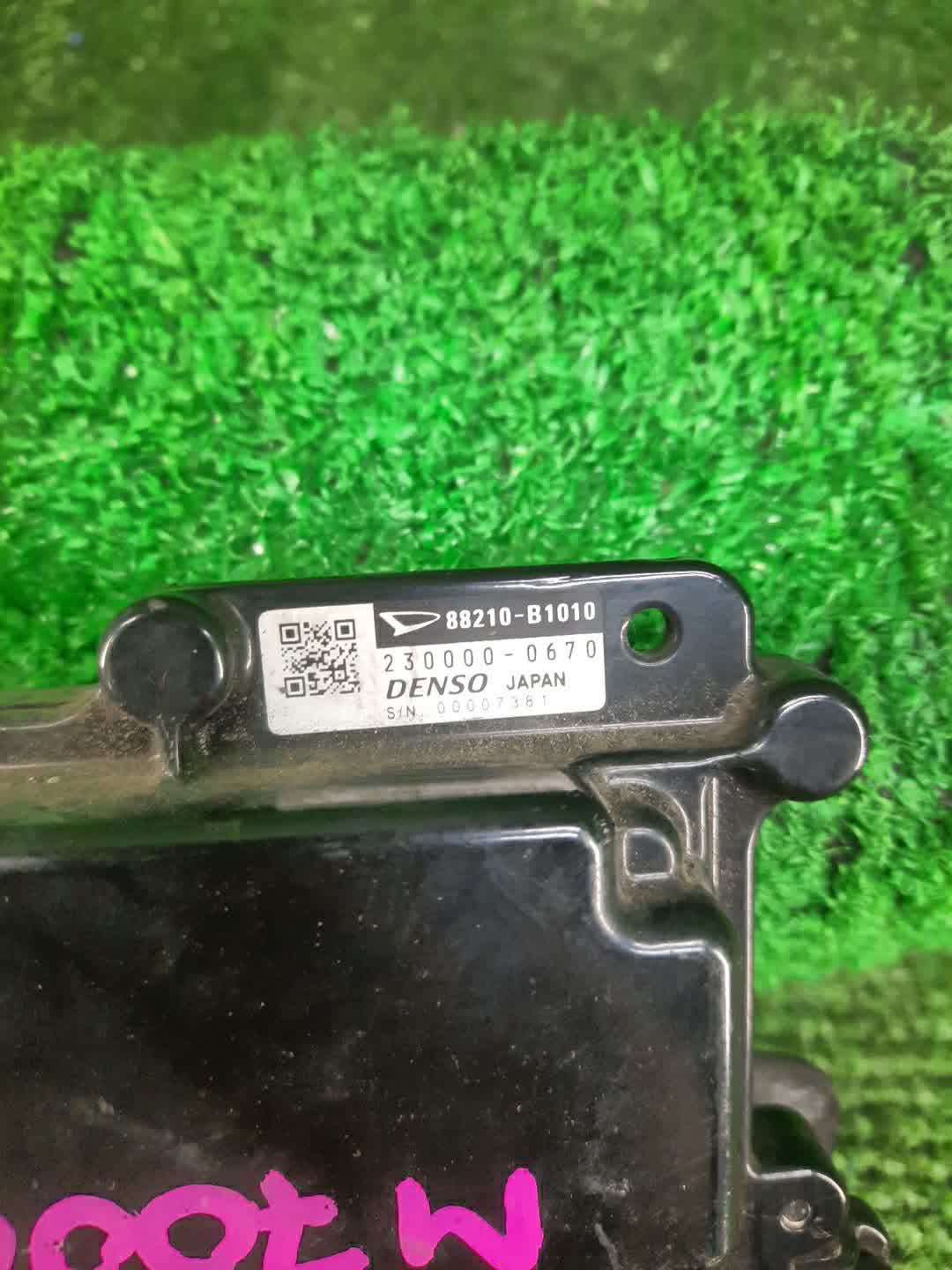 Радар-детектор TOYOTA PASSO M700A 88210-B1010 3 ракурс