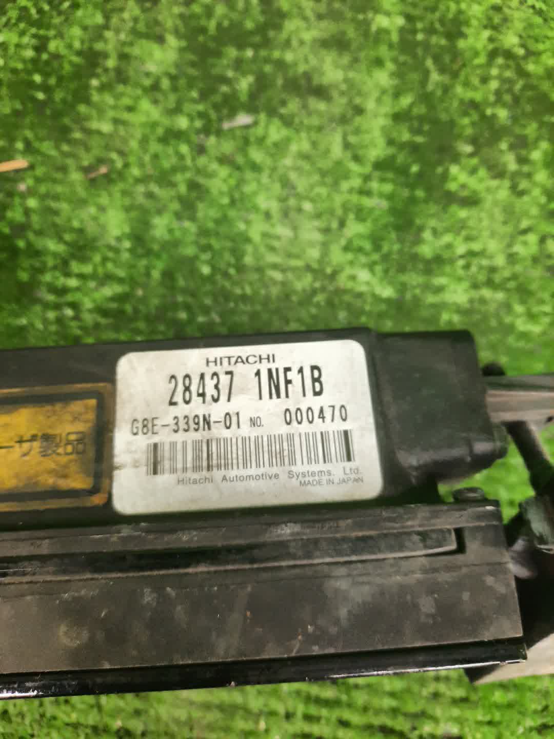 Радар-детектор NISSAN SKYLINE V36 28437-1NF1B 3 ракурс