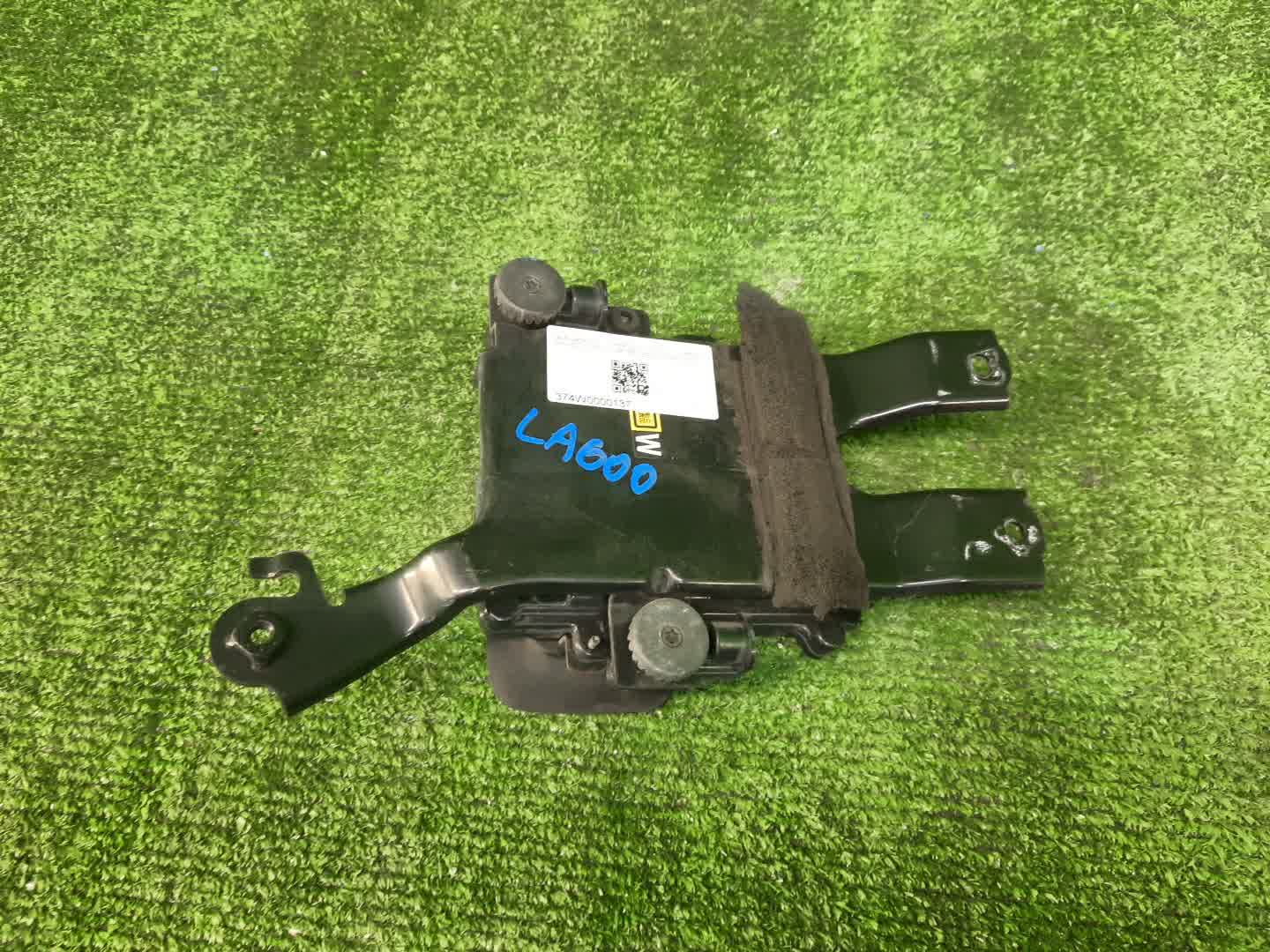 Радар-детектор DAIHATSU TANTO LA600S 88210-B2100, 230000-0561 2 ракурс