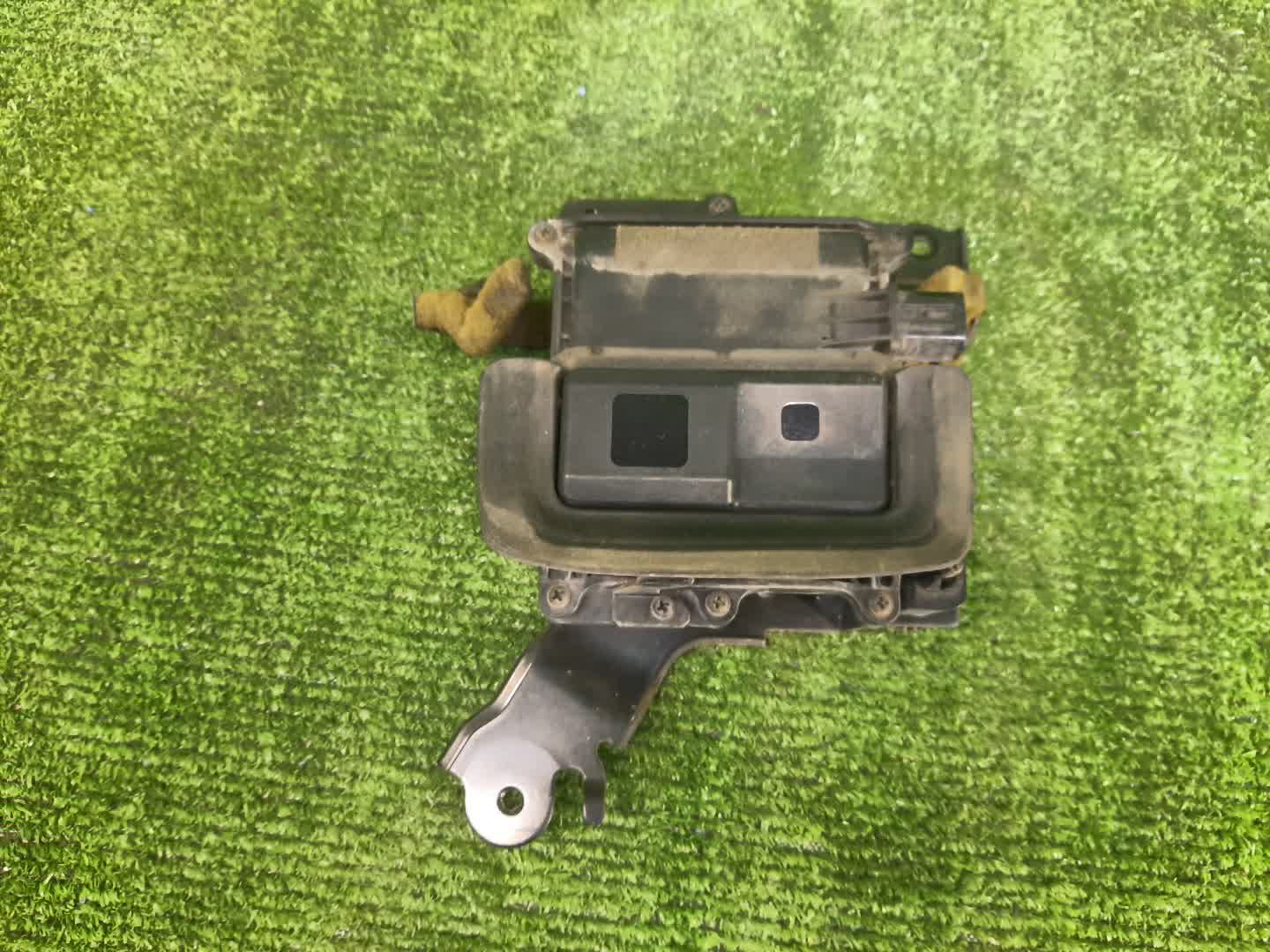 Радар-детектор DAIHATSU MOVE LA100S 88210-B2091, 230000-0590 2 ракурс