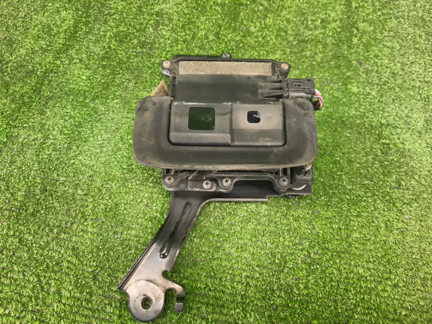Радар-детектор DAIHATSU WAKE LA700S 88210-B2120 1 ракурс