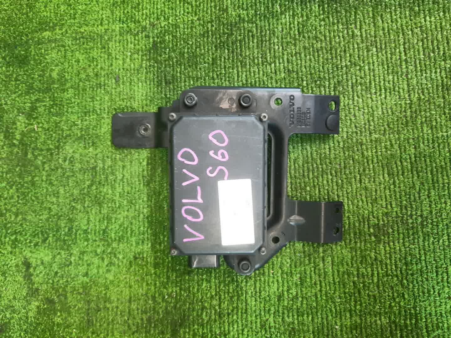 Радар-детектор VOLVO S60 FS48 31400419 1 ракурс