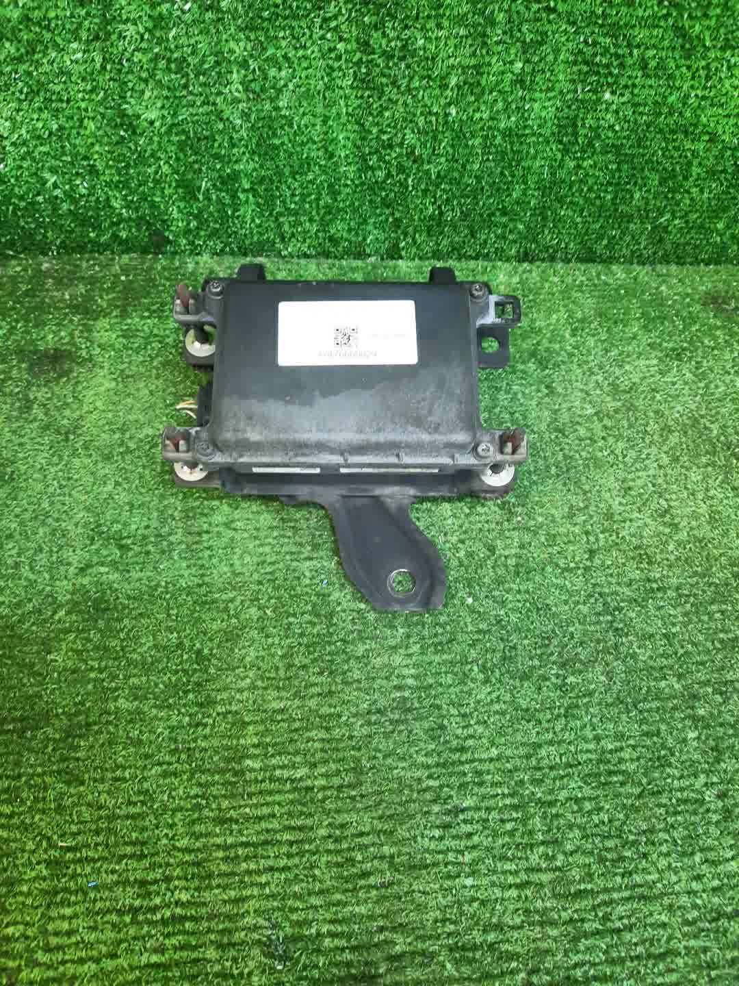 Радар-детектор LEXUS LS460 USF40 88210-50090 1 ракурс