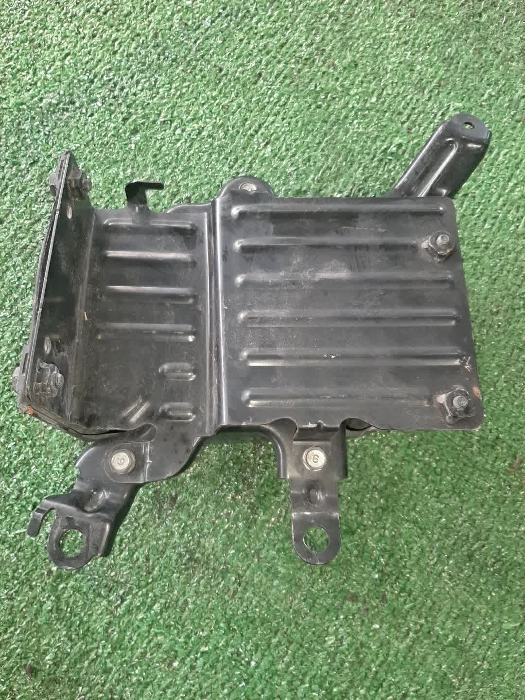 Радар-детектор TOYOTA TANK M900A 88210-B1020 2 ракурс