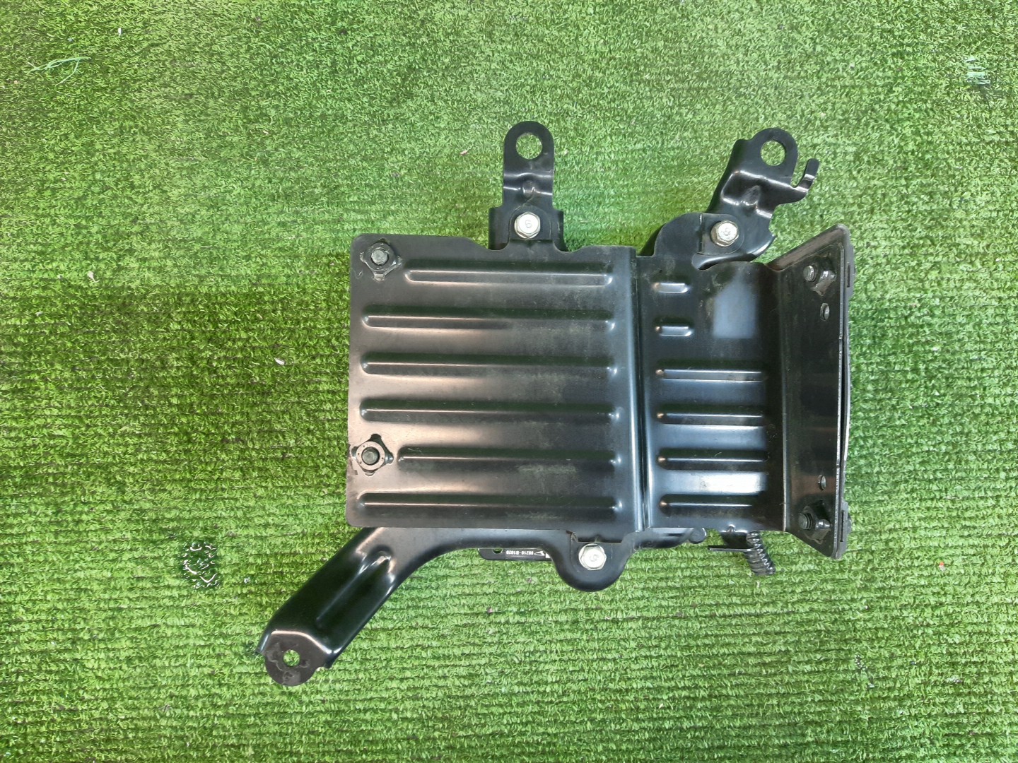 Радар-детектор TOYOTA TANK M900A 88210-B1020 2 ракурс