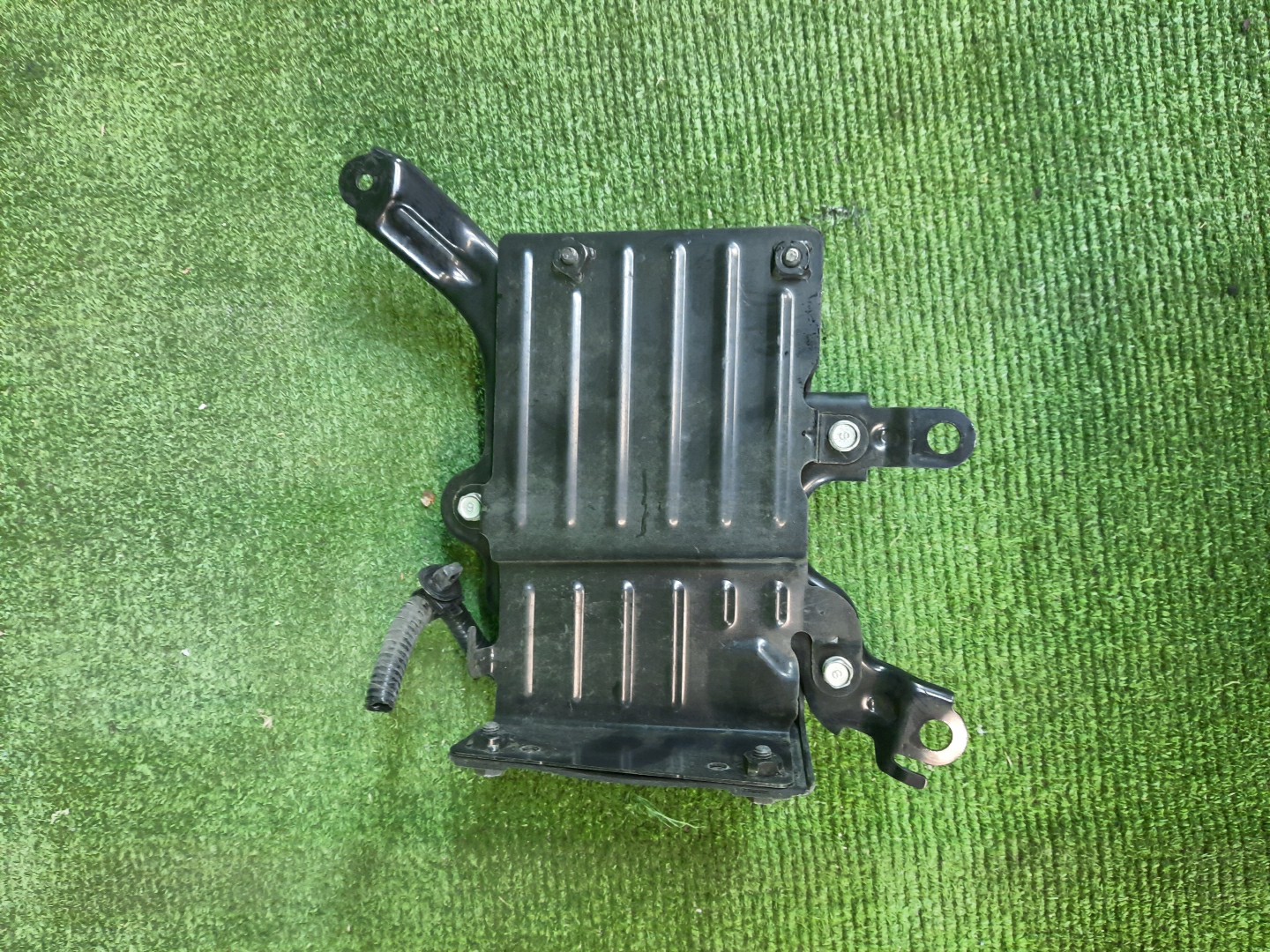 Радар-детектор TOYOTA TANK M900A 88210-B1020 2 ракурс