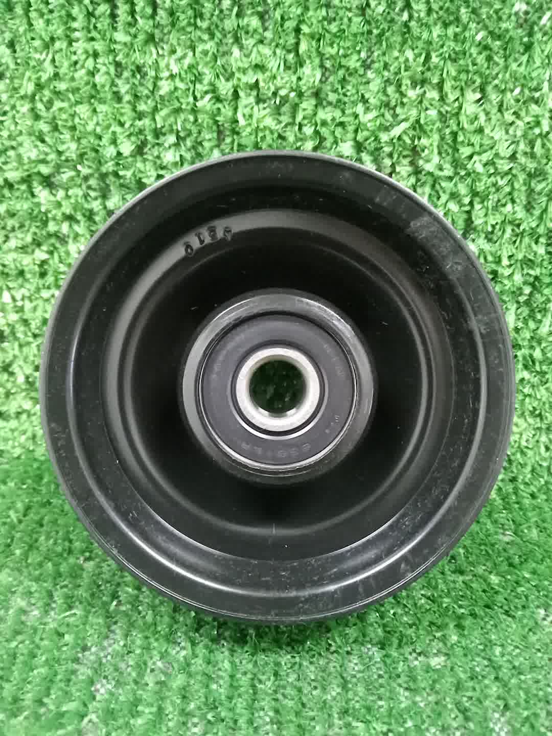 Ролик обводной NISSAN NOTE E12 HR12DDR 11927-3VA0A 3 ракурс Ролик обводной NISSAN NOTE E12 HR12DDR 11927-3VA0A 3 ракурс