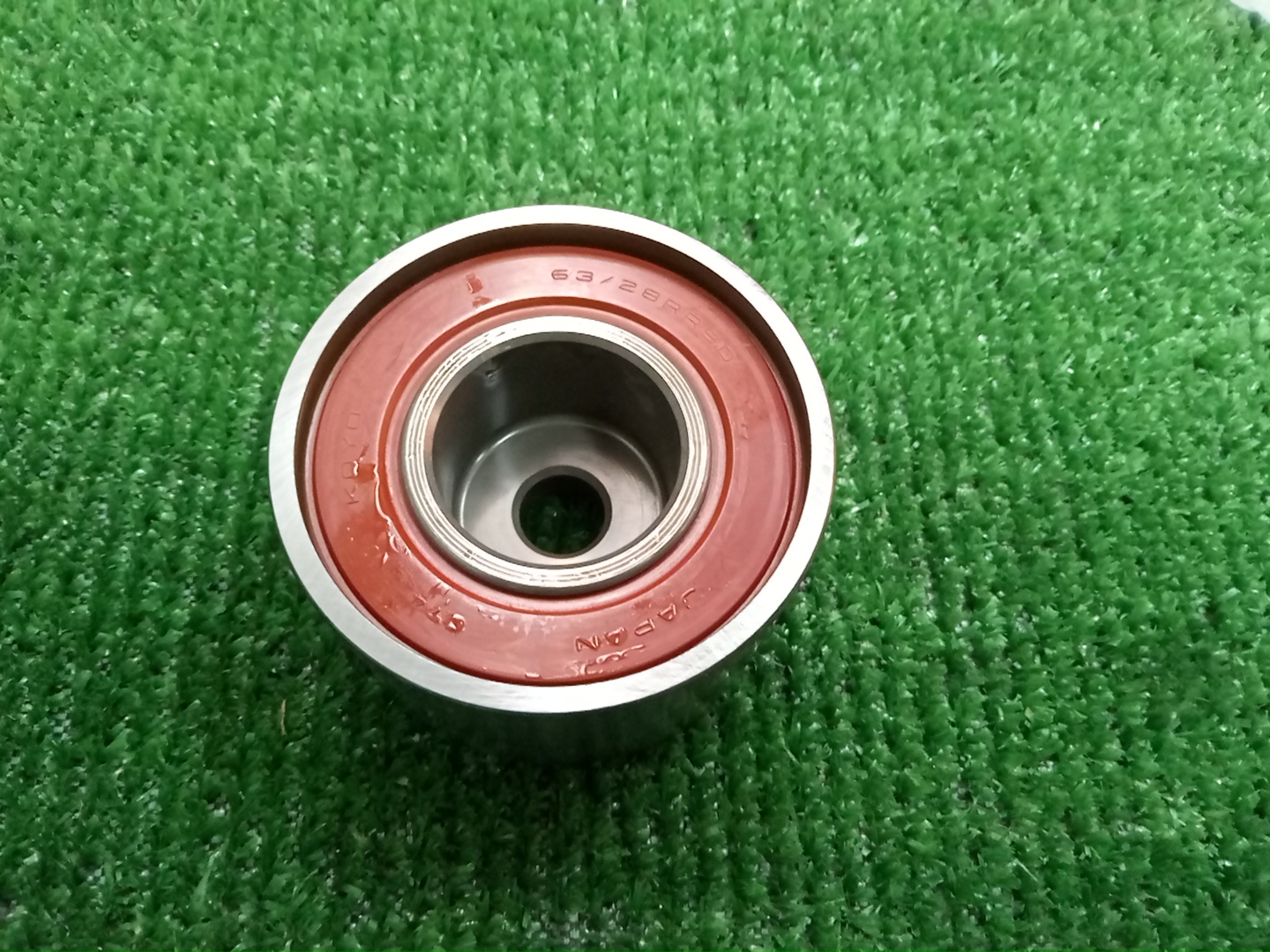 Ролик обводной TOYOTA CELSIOR UCF30 3UZ-FE 13503-50011 1 ракурс Ролик обводной TOYOTA CELSIOR UCF30 3UZ-FE 13503-50011 1 ракурс