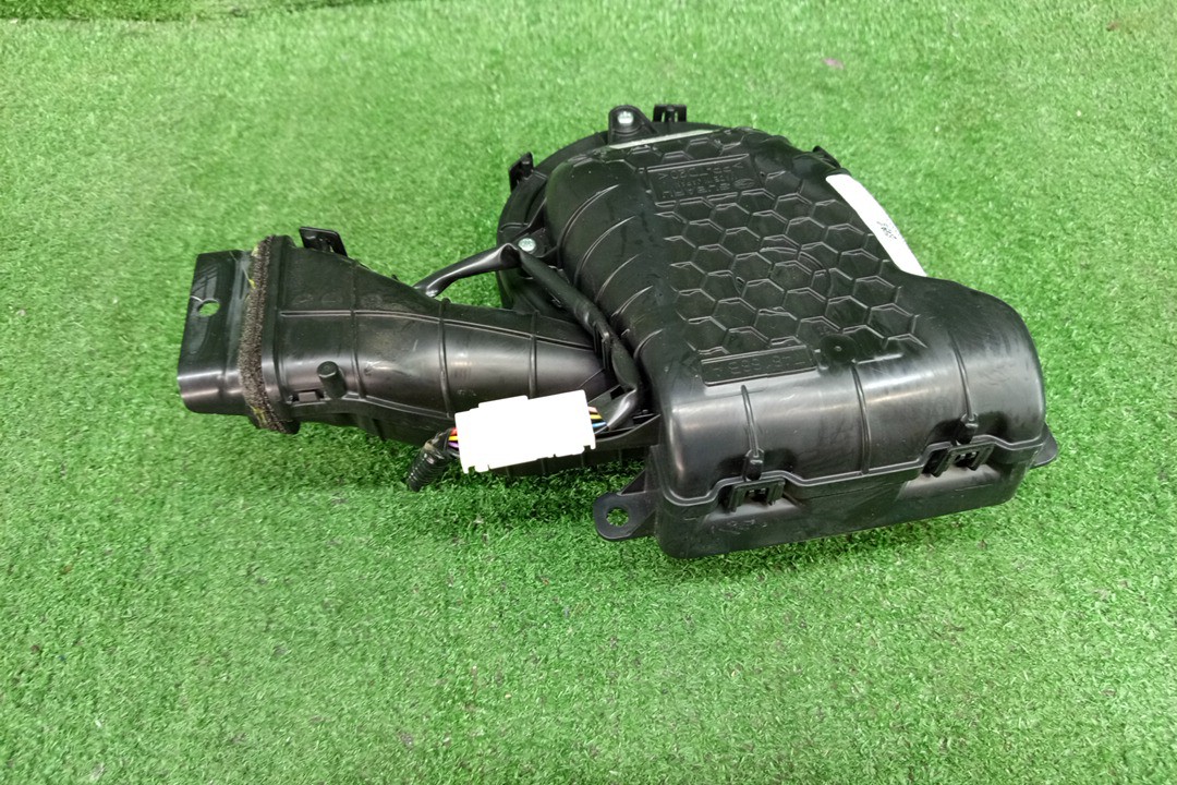 Мотор охлаждения батареи SUBARU FORESTER SKE 45810-FL000 1 ракурс