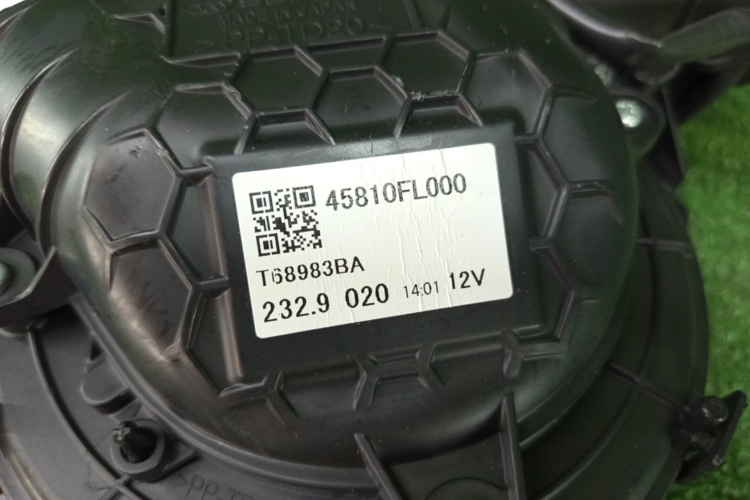 Мотор охлаждения батареи SUBARU FORESTER SKE 45810-FL000 4 ракурс