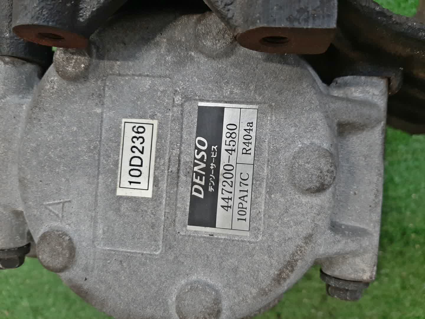 Рефкомпрессор TOYOTA DYNA XZU504 N04C 447200-4580 3 ракурс