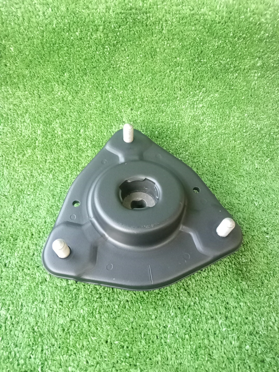Опора стойки передний TOYOTA RAV4 MXAA52 48609-42070 2 ракурс