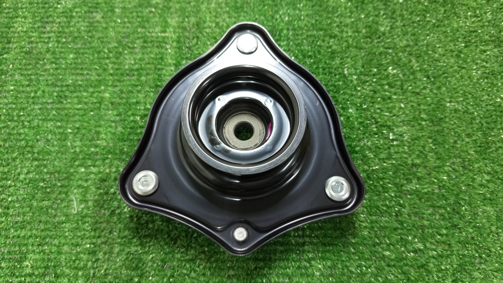 Опора стойки передний HONDA CR-V RW2 51670-TLA-A01 2 ракурс