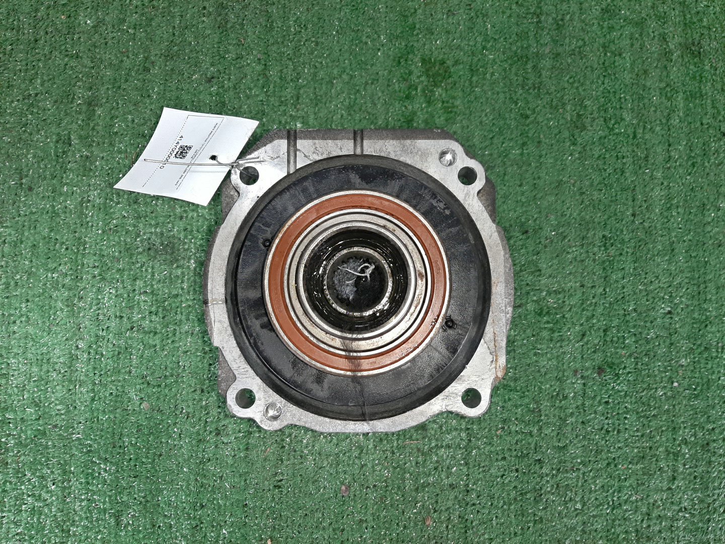 Кожух редуктора TOYOTA COROLLA FIELDER ZRE144G 2ZR-FAE 3 ракурс