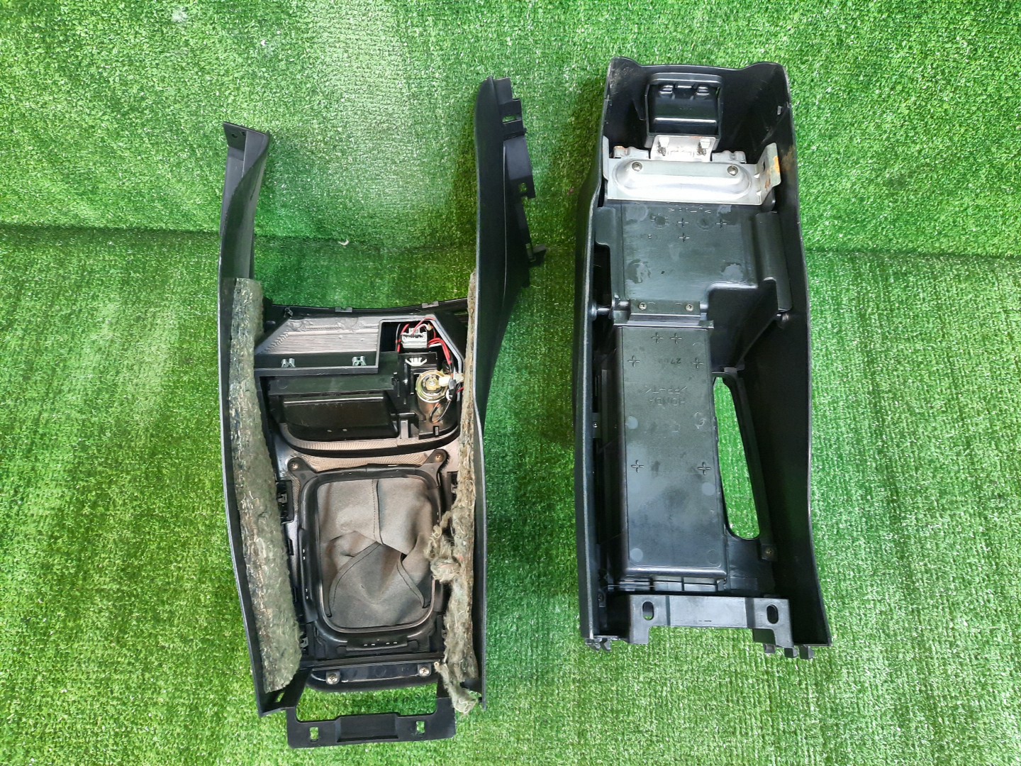 Бардачок между сиденьями HONDA ACCORD CL1 4 ракурс