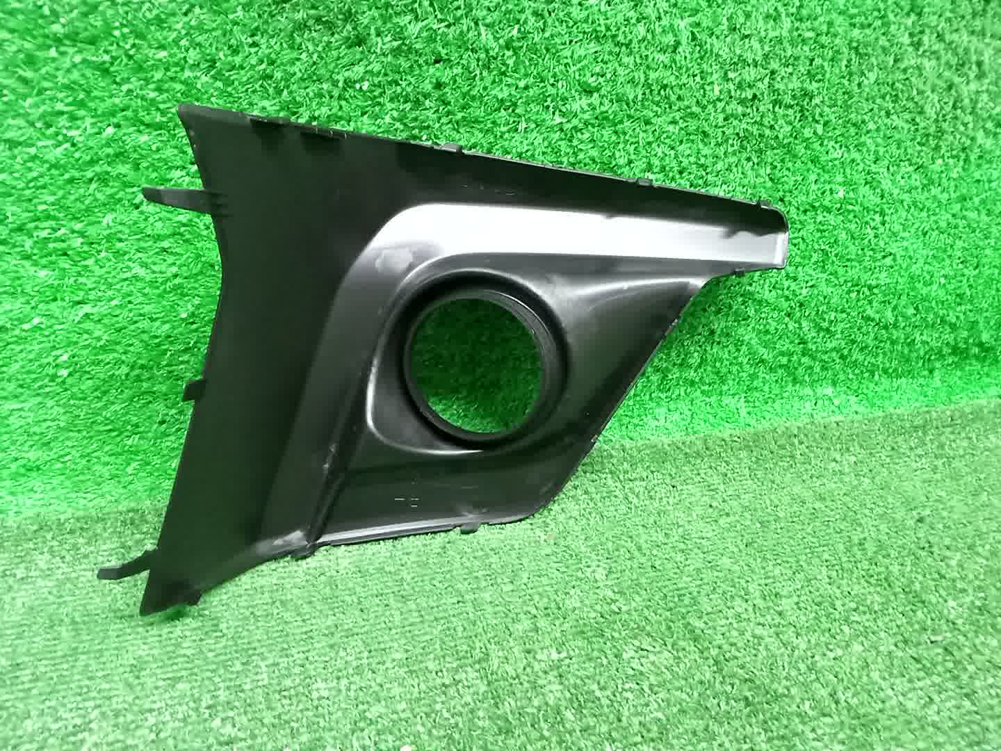 Очки на противотуманки правые передние SUBARU XV GT7 57731FL082 3 ракурс