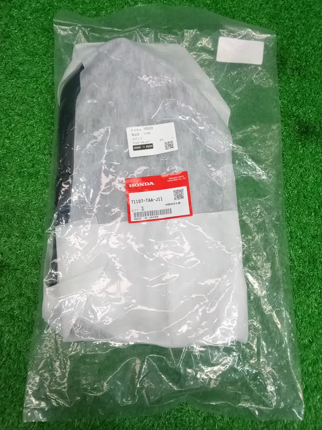 Очки на противотуманки левые передние HONDA STEPWGN RP4 71107-TAA-J11 1 ракурс