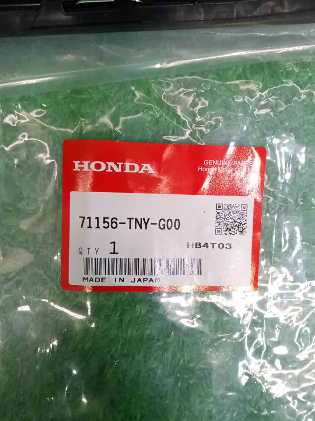 Очки на противотуманки левые передние HONDA CR-V RT6 71156-TNY-G00 3 ракурс