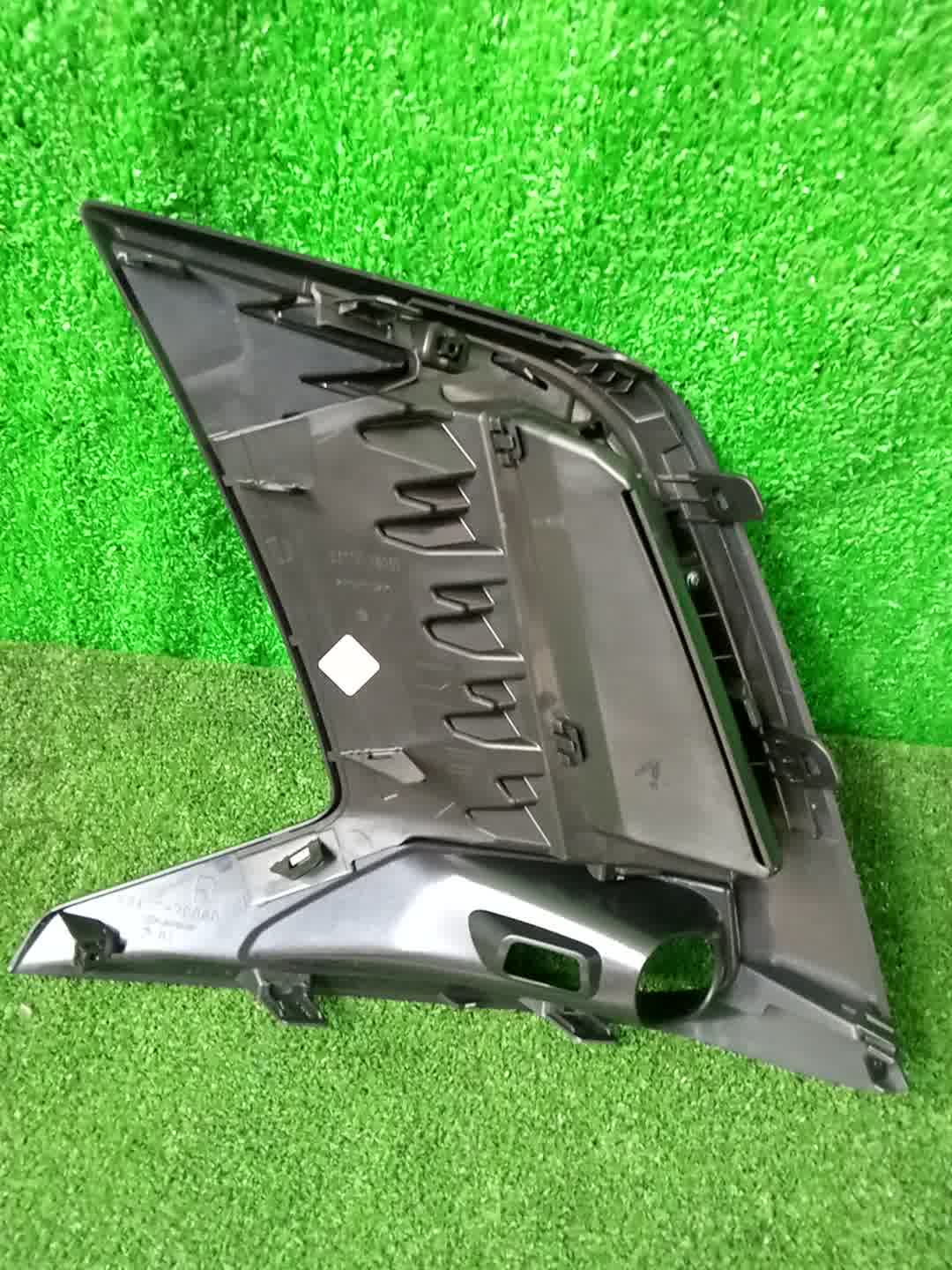 Очки на противотуманки правые передние LEXUS NX450H+ AAZH26 53127-78060 2 ракурс